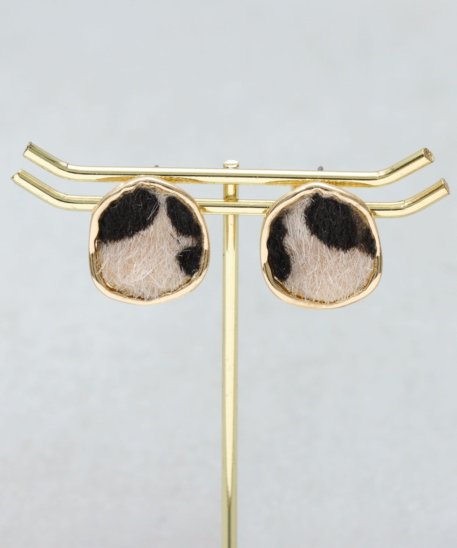 3COINS(スリーコインズ) レオパードイビツピアス