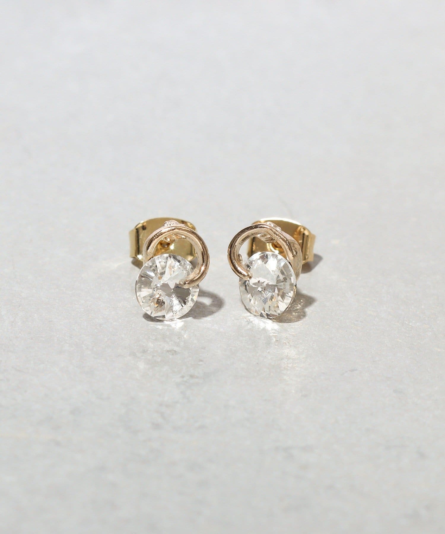 3COINS(スリーコインズ) ガラスメタルピアス