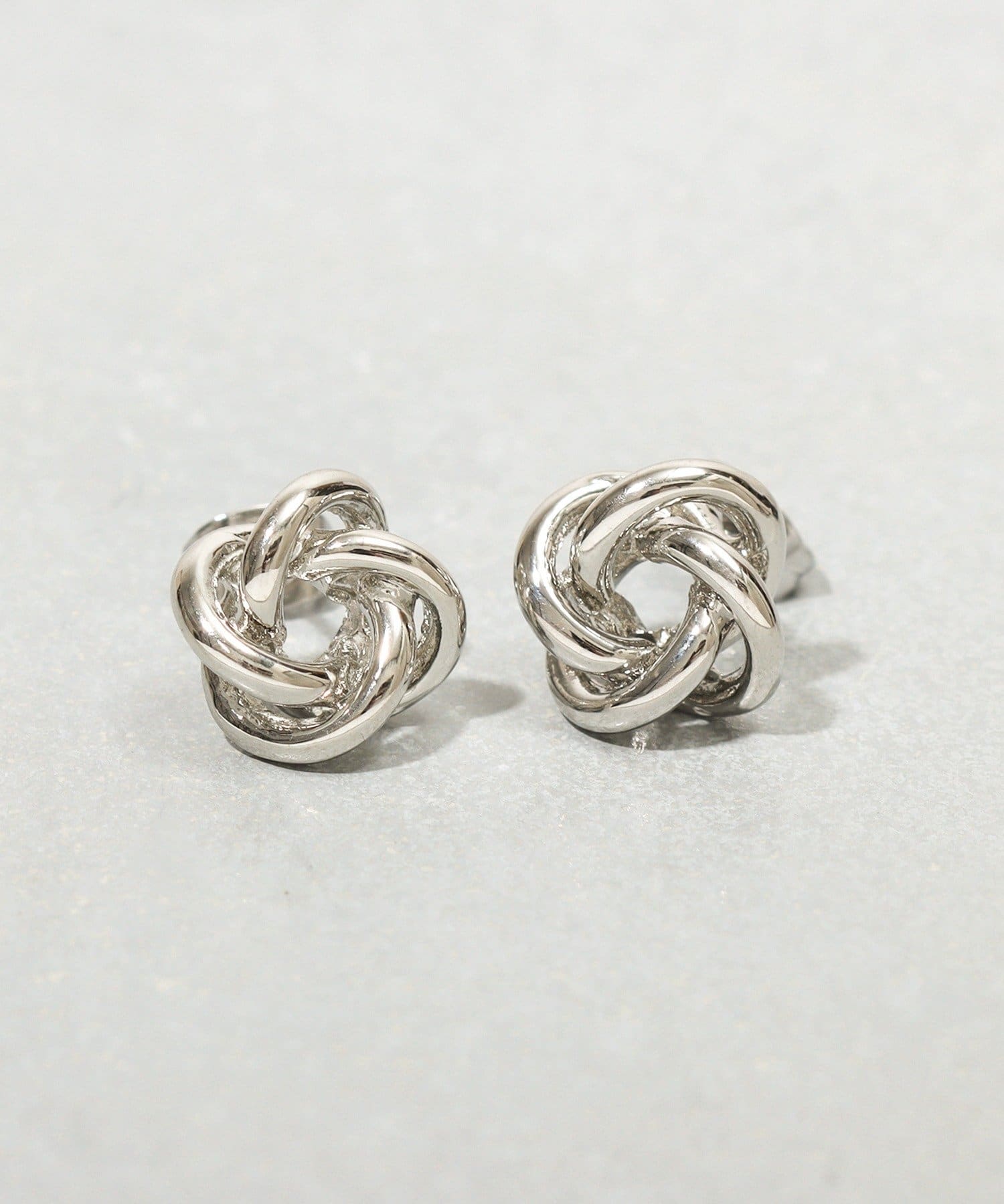 3COINS(スリーコインズ) メタルデザインピアス