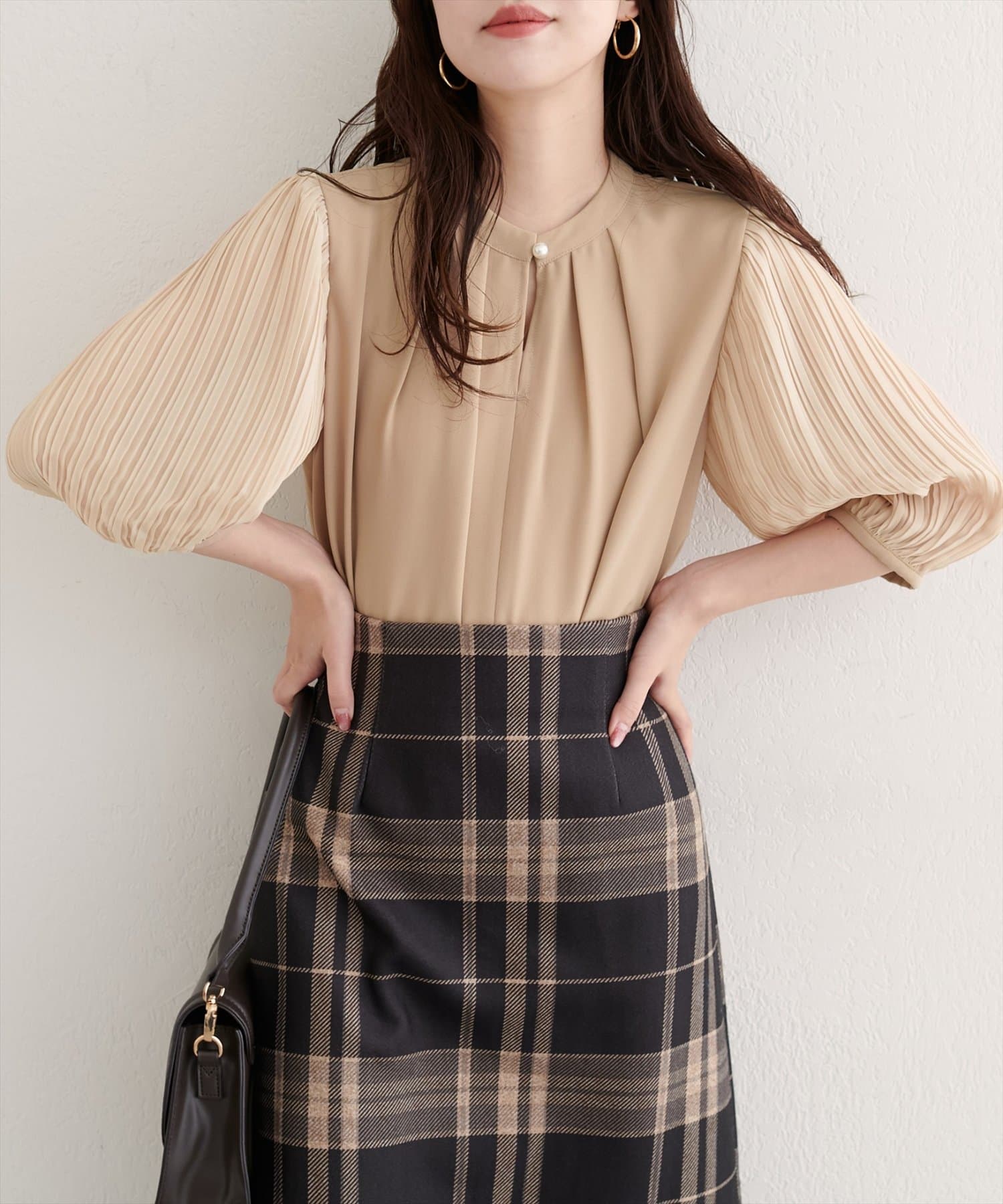 natural couture(ナチュラルクチュール) 【WEB限定】プリーツスリーブきれいめブラウス