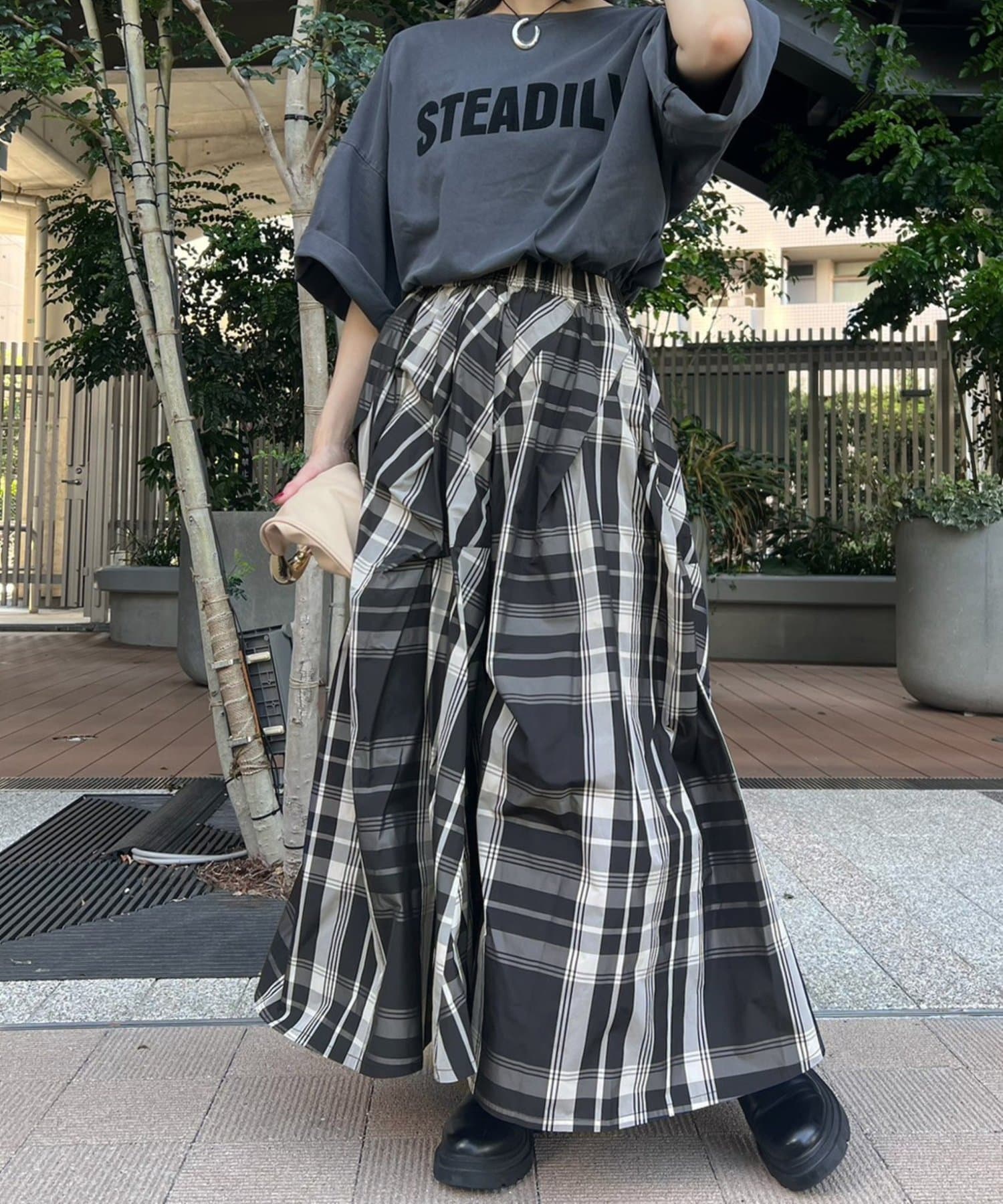 LARUTA(ラルータ) 【MAO別注】アシンメトリータフタチェックスカート