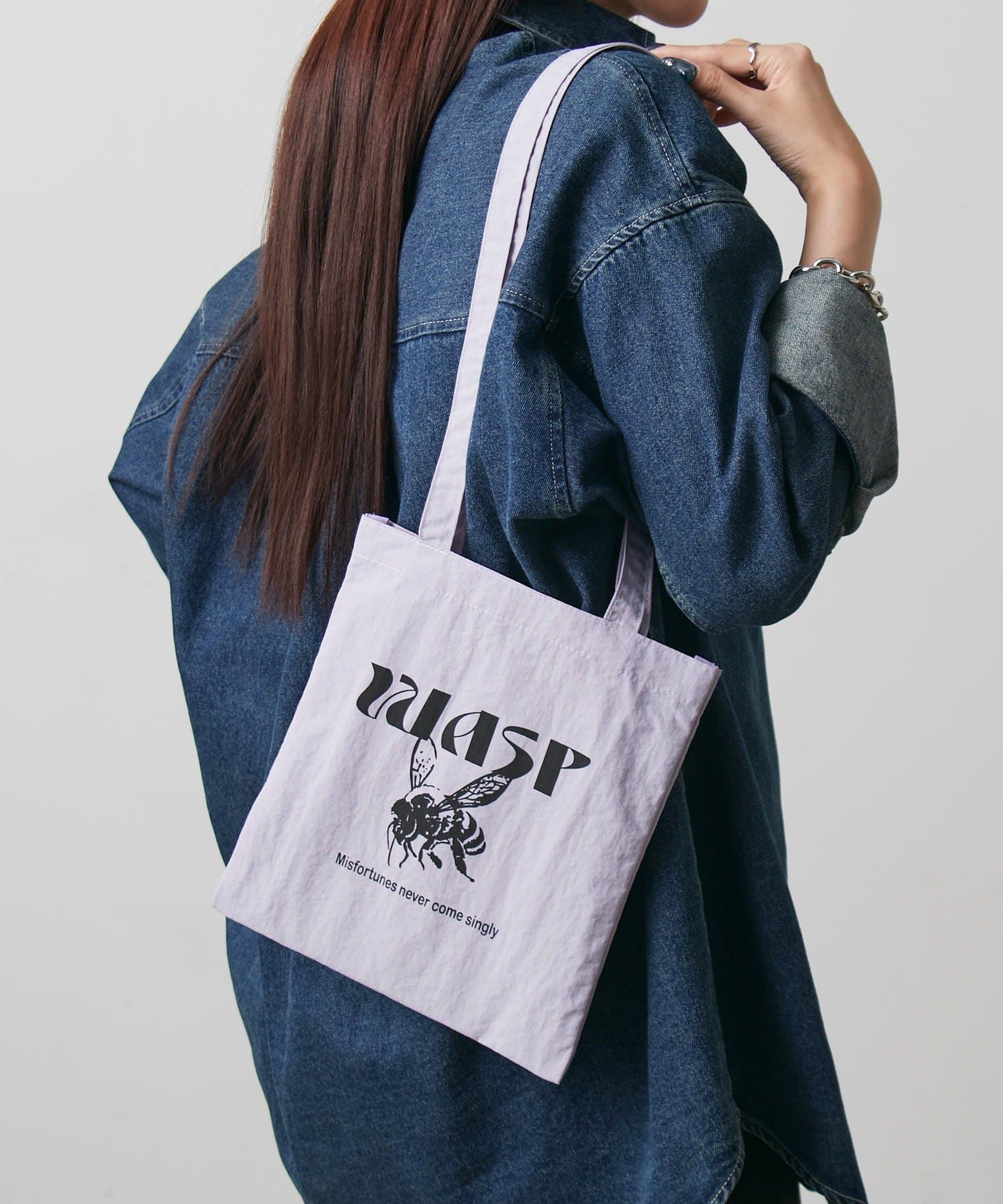 COLONY 2139(コロニー トゥーワンスリーナイン) ナイロンロングハンドルミニトートバッグ