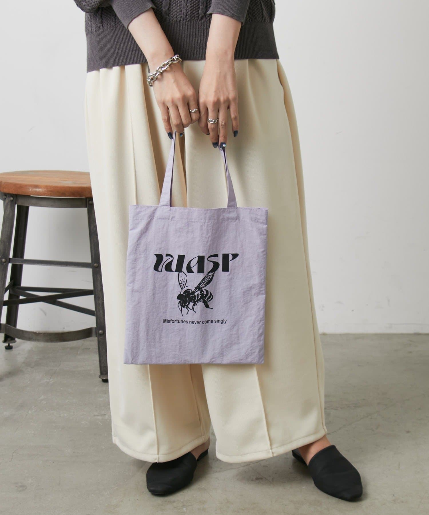 COLONY 2139(コロニー トゥーワンスリーナイン) ナイロンショートハンドルミニトートバッグ