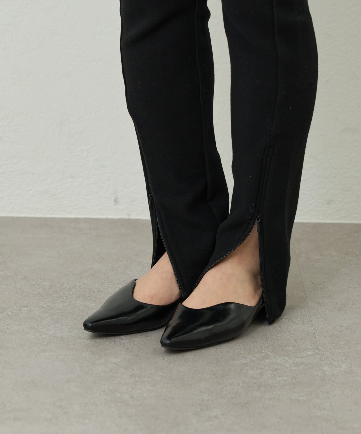 un dix cors(アンディコール) 《美シルエット》裾ファスナー起毛スキニーパンツ