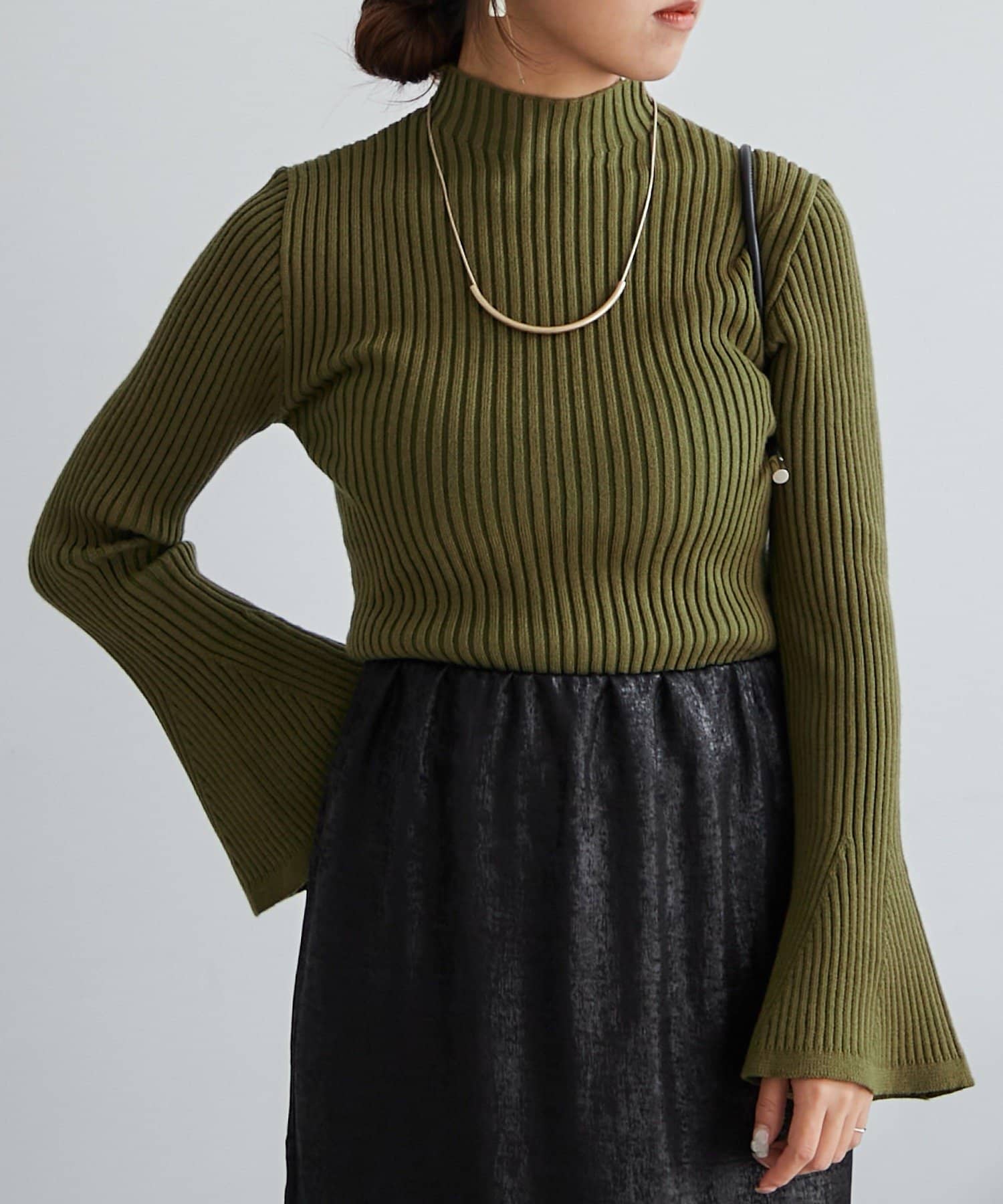 NICE CLAUP / OLIVE des OLIVE OUTLET(ナイスクラップ  / オリーブ デ オリーブ アウトレット) プチプラseries♡【RMAF】袖フレアーニット