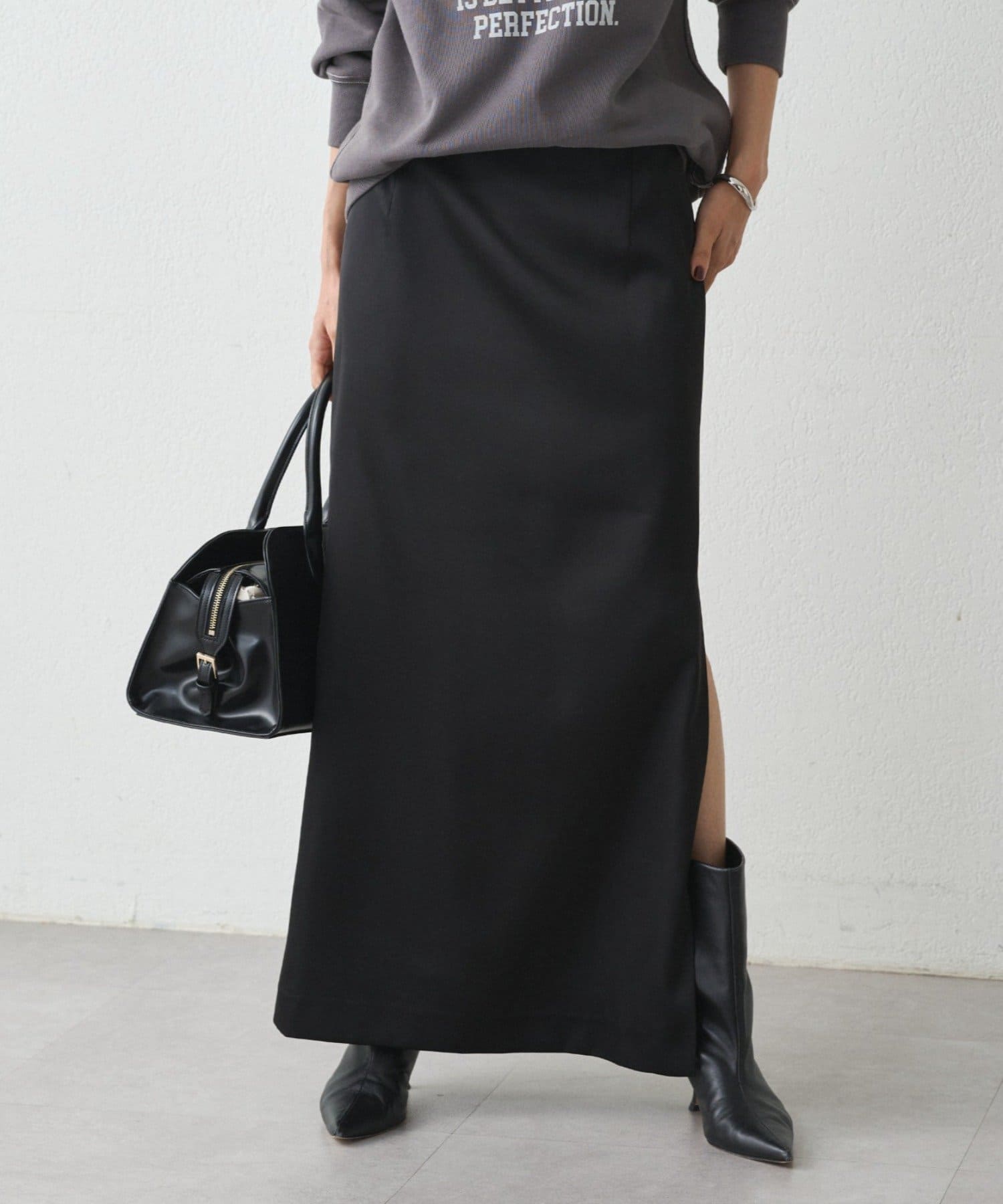 LOUNGEDRESS(ラウンジドレス) スリットサテンタイトスカート