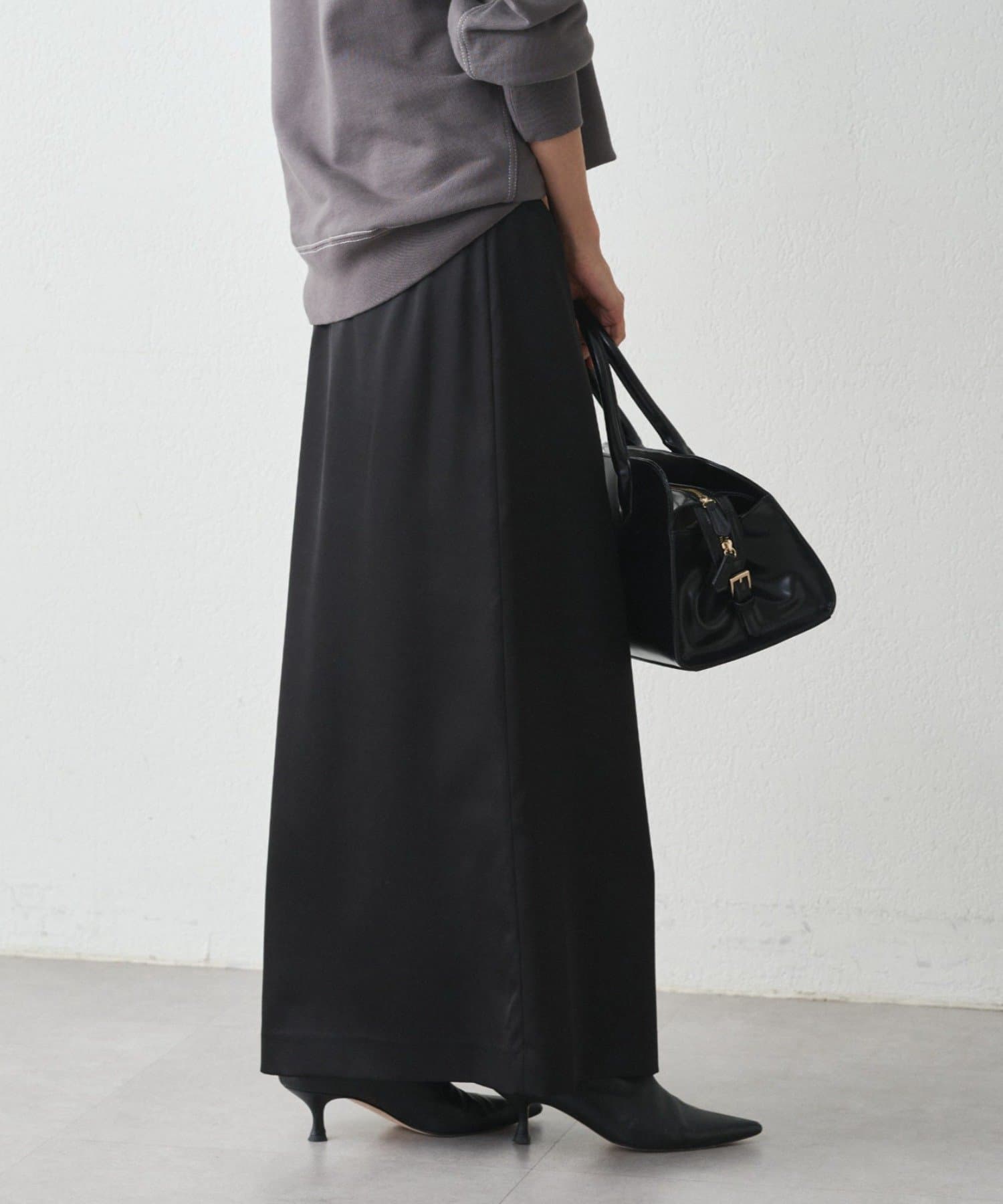 LOUNGEDRESS(ラウンジドレス) スリットサテンタイトスカート