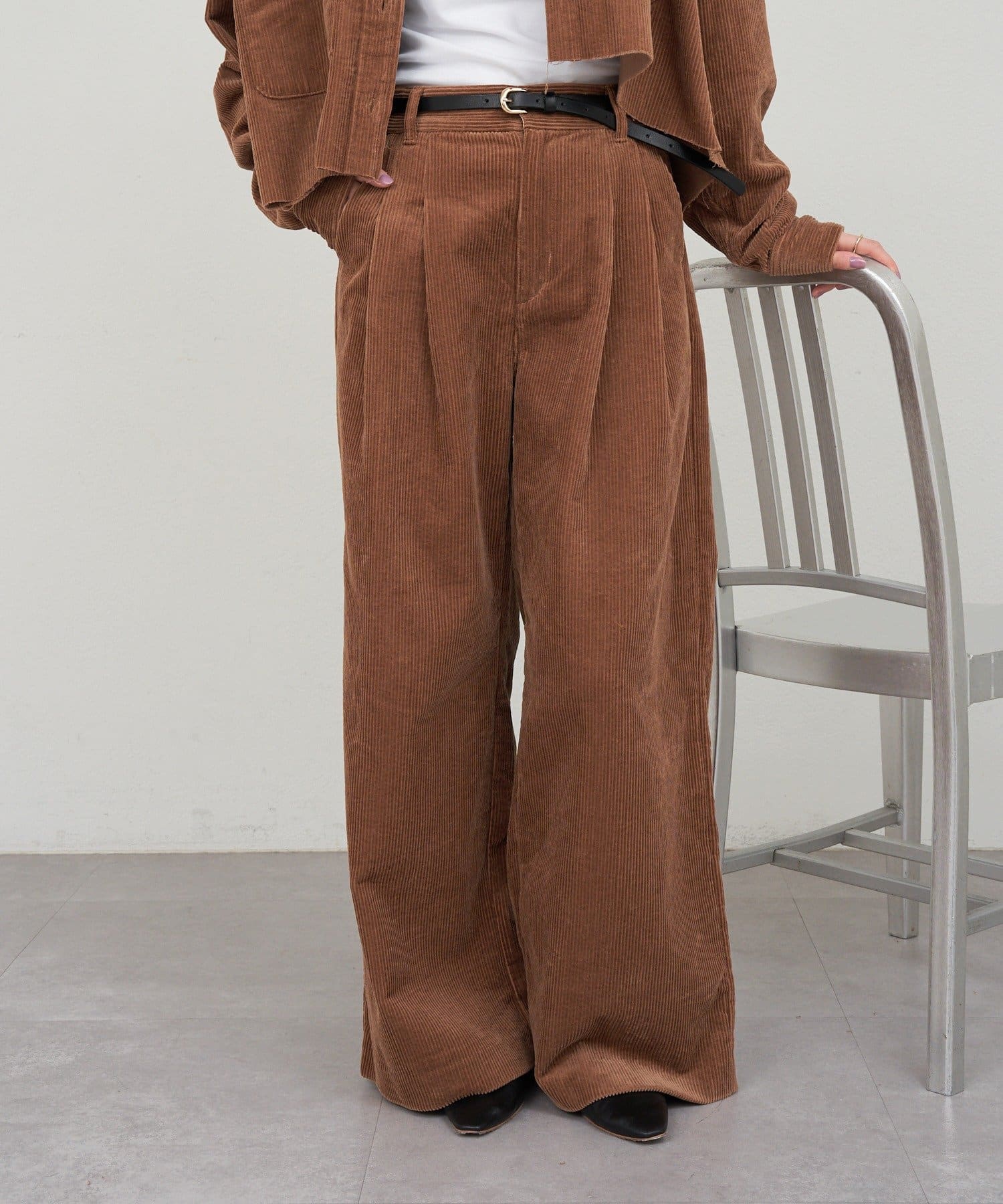 SHENERY(シーナリー) コーデュロイワイドパンツ