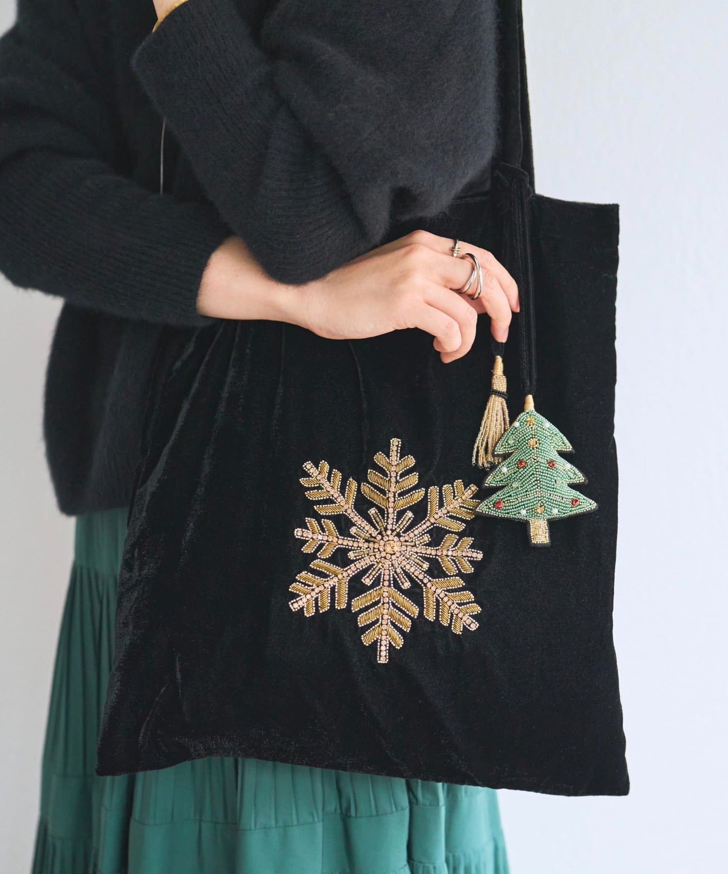 BEARDSLEY(ビアズリー) 《CITRUS》スノーフレーク刺繍トートバッグ