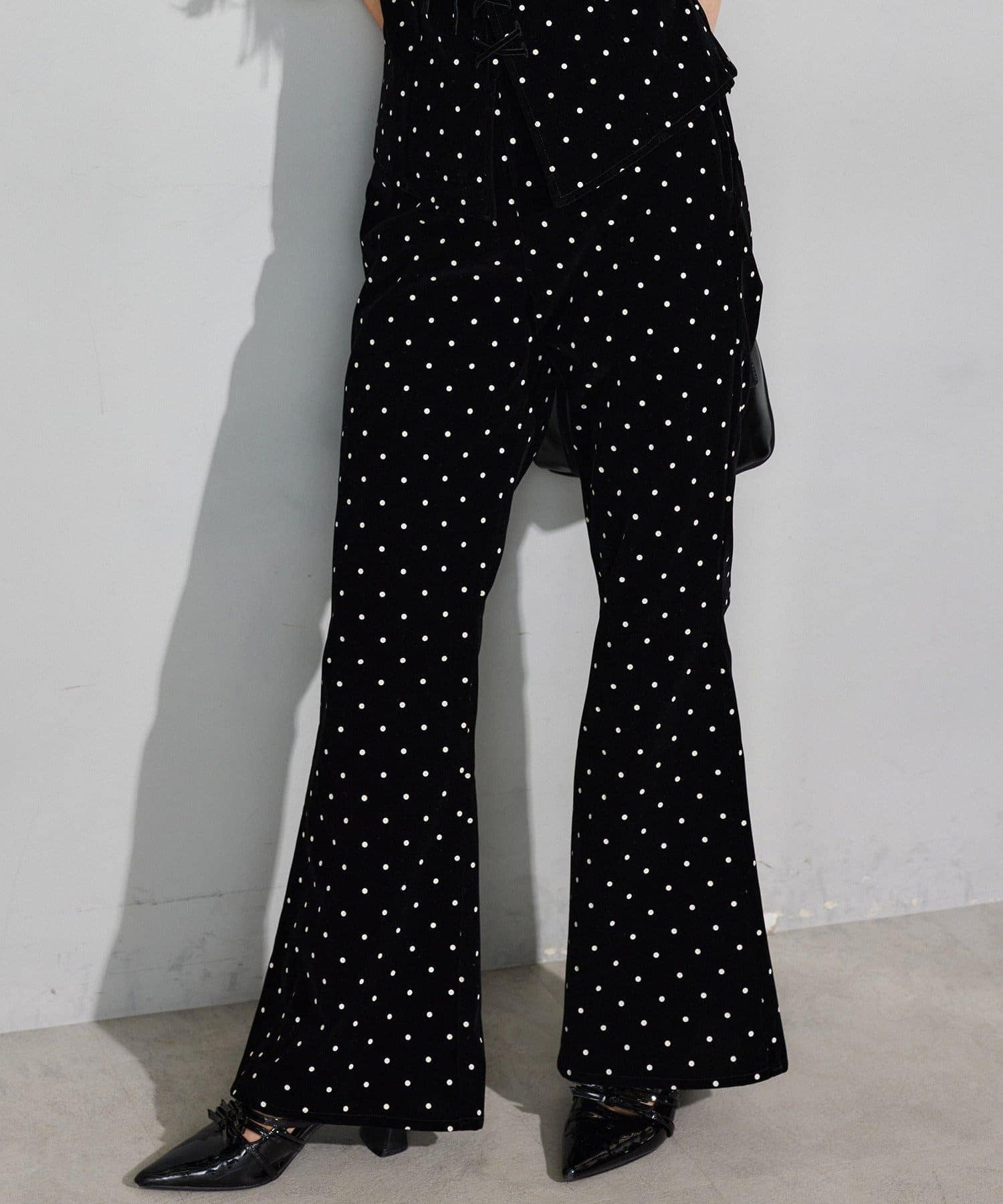 NICE CLAUP / OLIVE des OLIVE OUTLET(ナイスクラップ  / オリーブ デ オリーブ アウトレット) 【Seemi.】ベロアドットパンツ