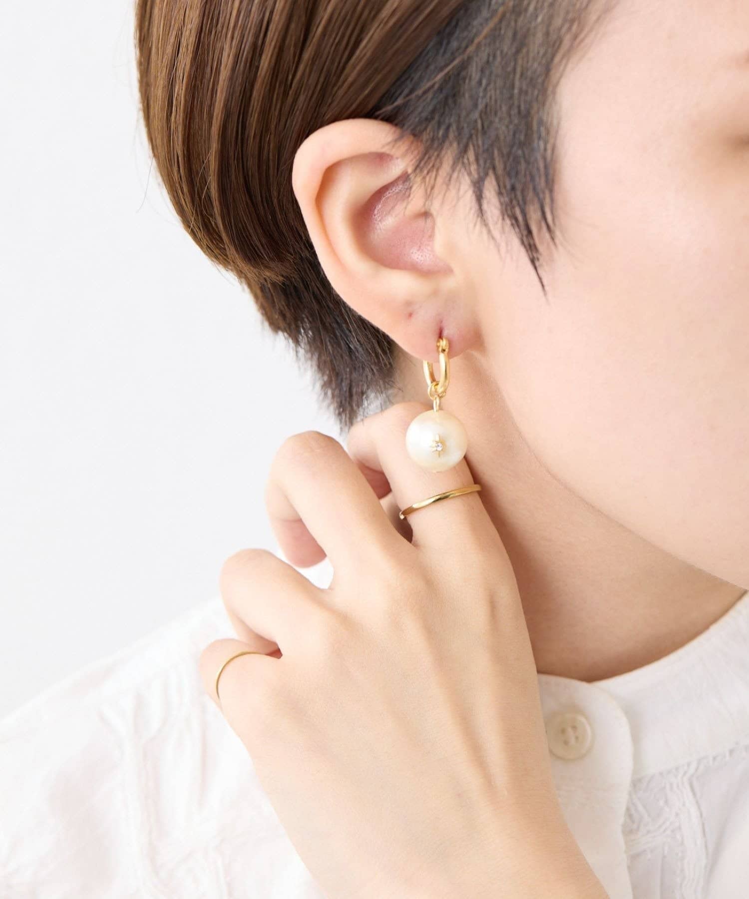 ear PAPILLONNER(イア パピヨネ) 《チタンポスト》ステラパールピアス