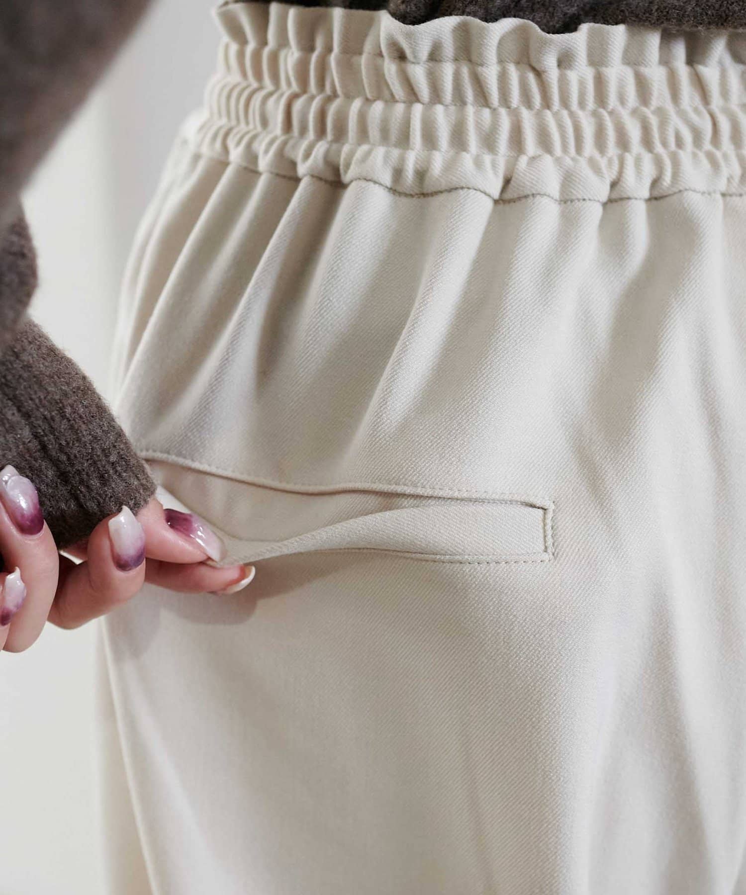 DISCOAT(ディスコート) 【新素材!冬もマイナス3キロ見え】あったかトロミイージーパンツ《WEB限定カラーあり》