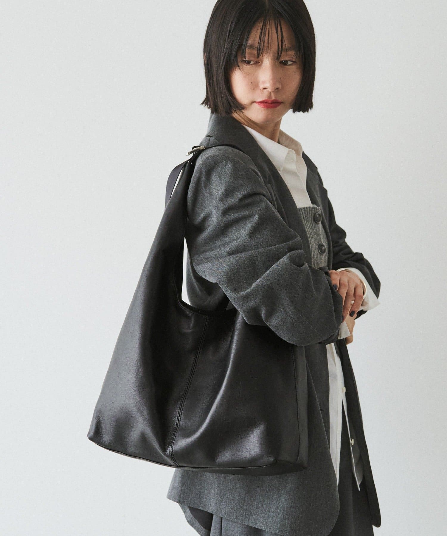 russet(ラシット) レザーホーボーバッグ L