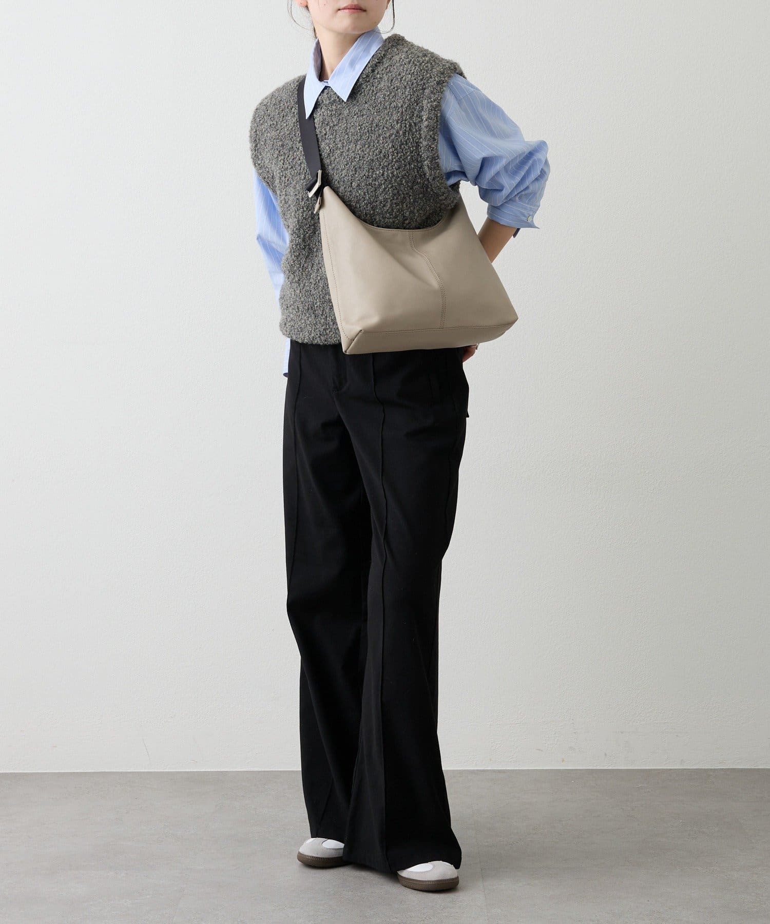 russet(ラシット) レザーホーボーバッグ M