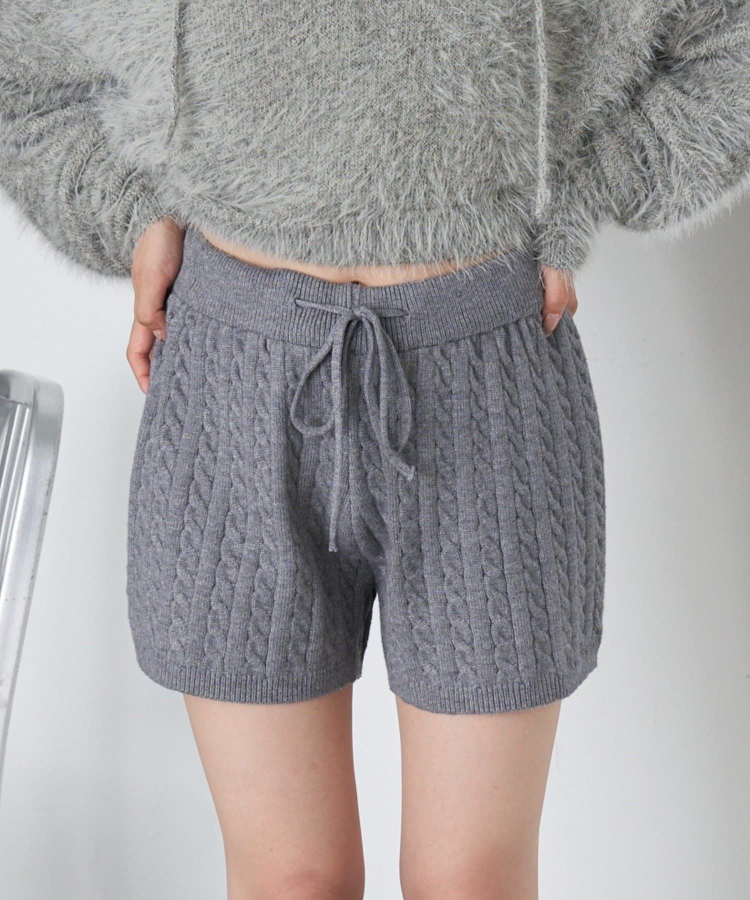 RAY CASSIN(レイカズン) ケーブルニットショートパンツ