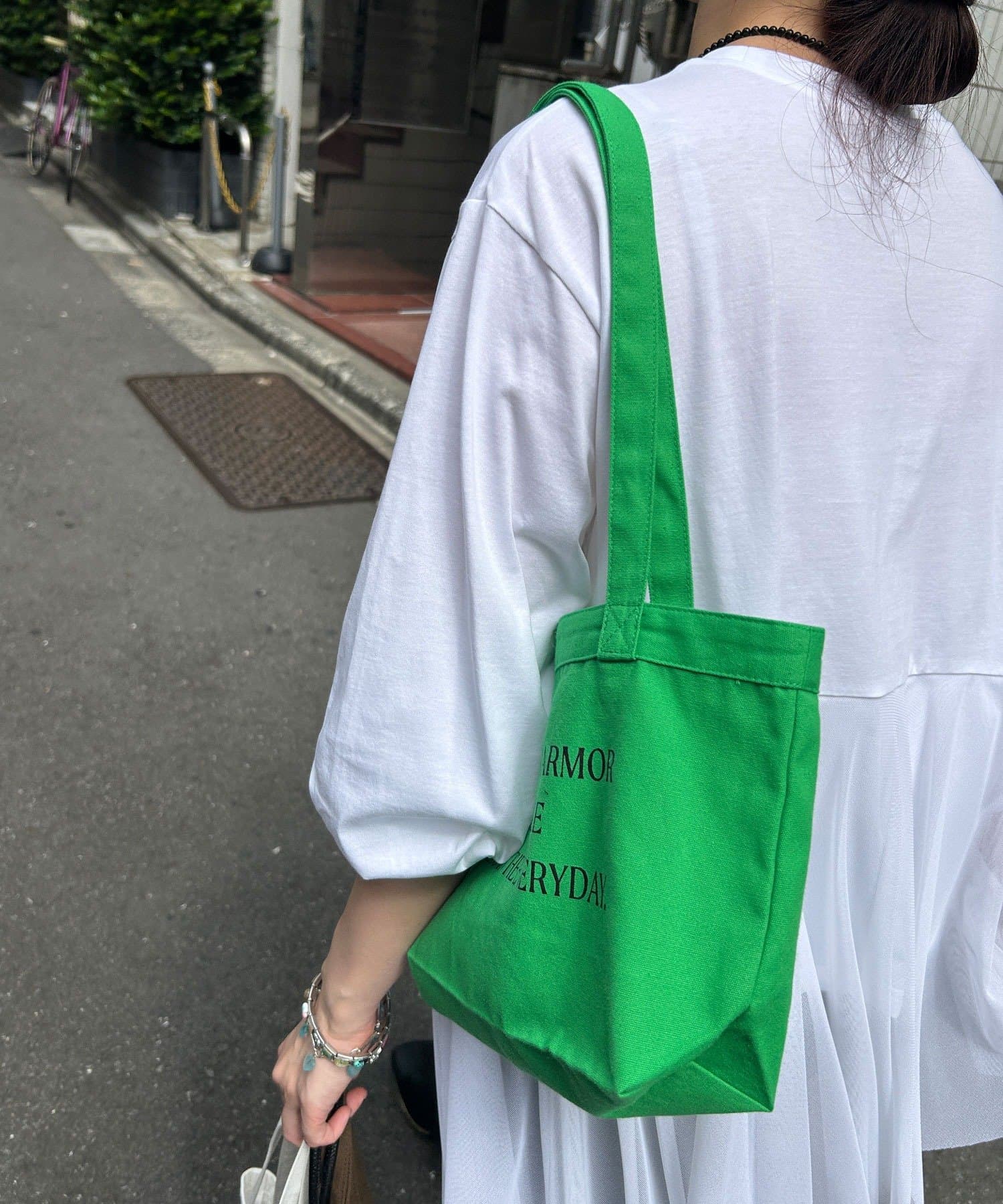 SHENERY(シーナリー) シーズンロゴミニバッグ
