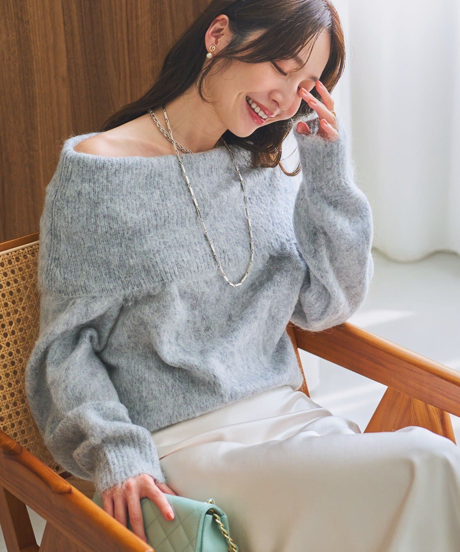 La boutique BonBon(ラブティックボンボン) オフショルシャギーニット