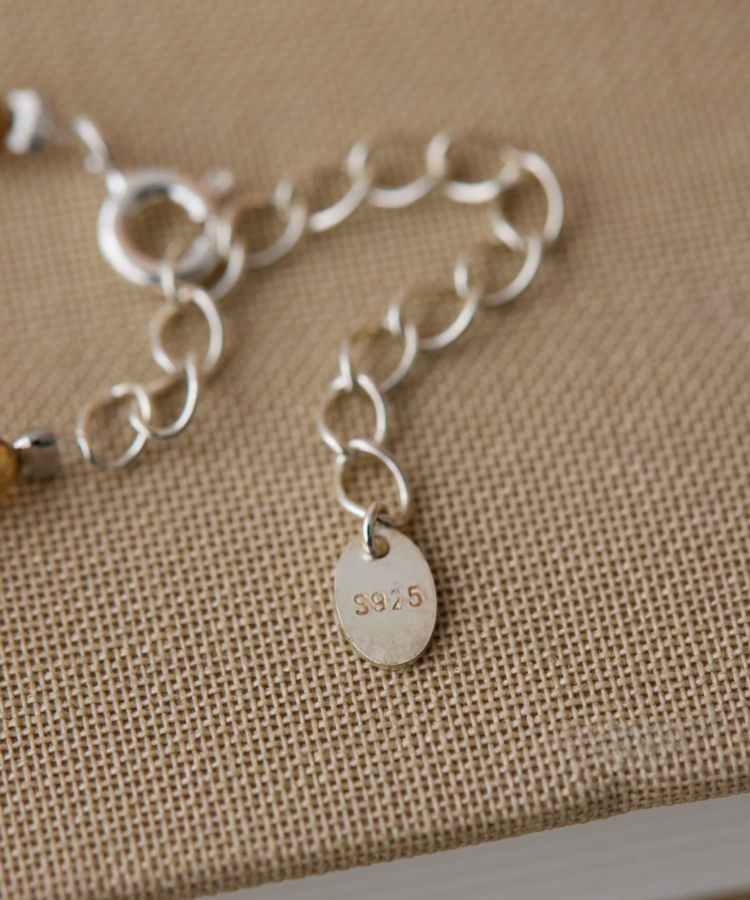 WEB限定/スターリングシルバー使用》ミニミニ天然石ネックレス | ear