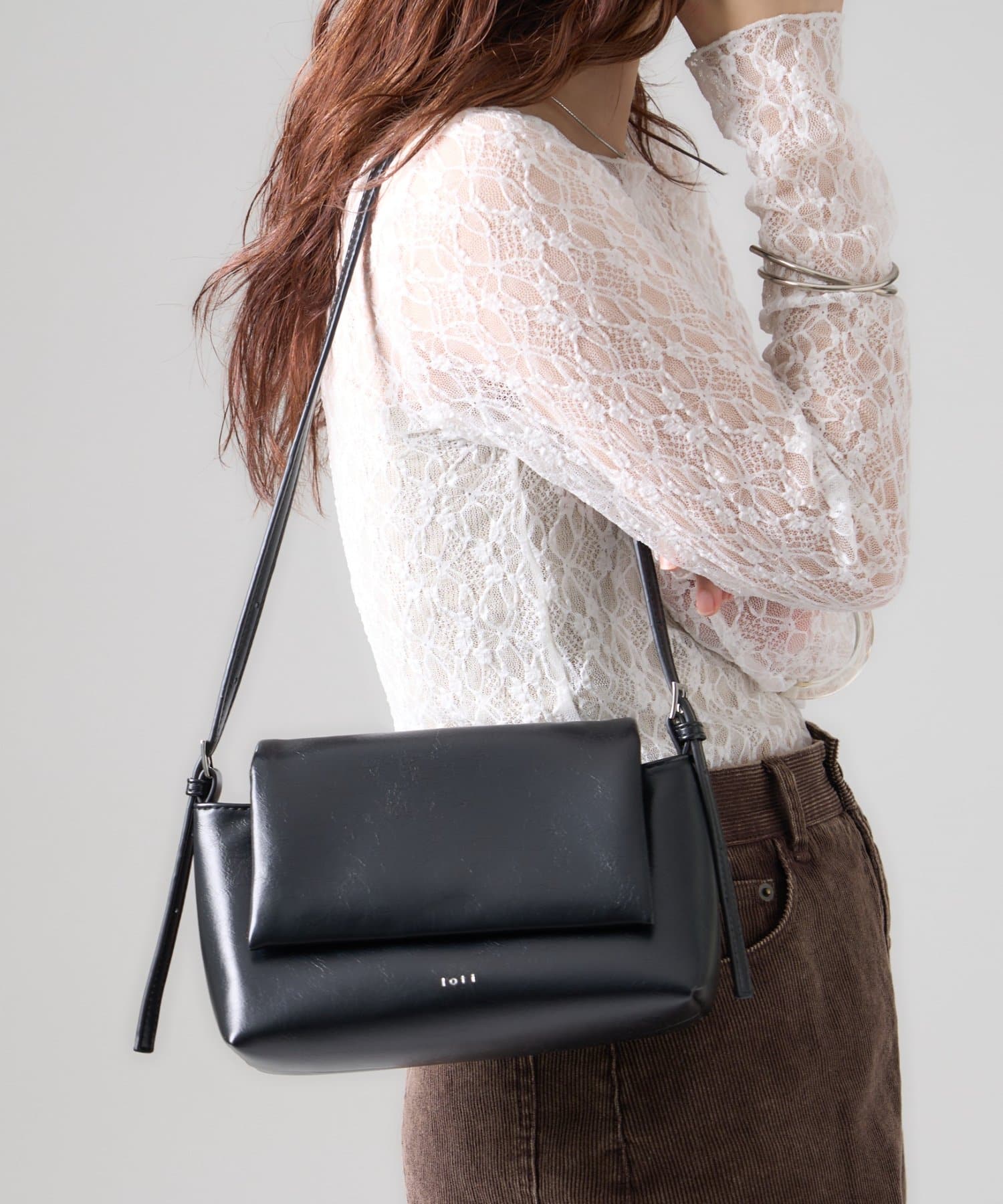 mystic(ミスティック) loti フラップショルダーBAG