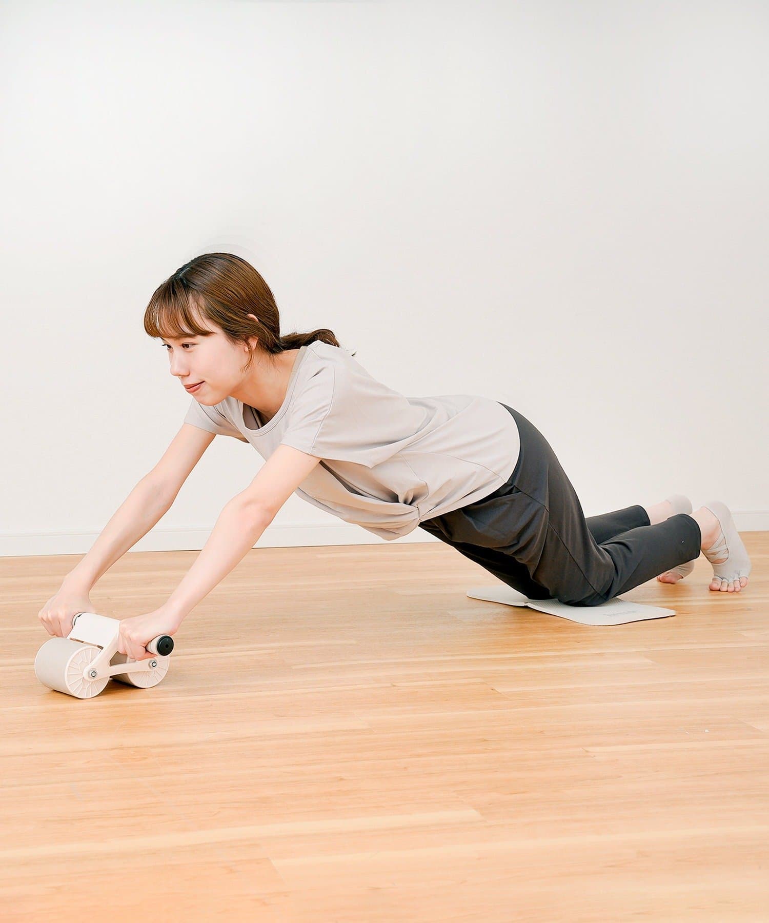 WEB限定商品》腹筋ローラー／hemle | 3COINS(スリーコインズ