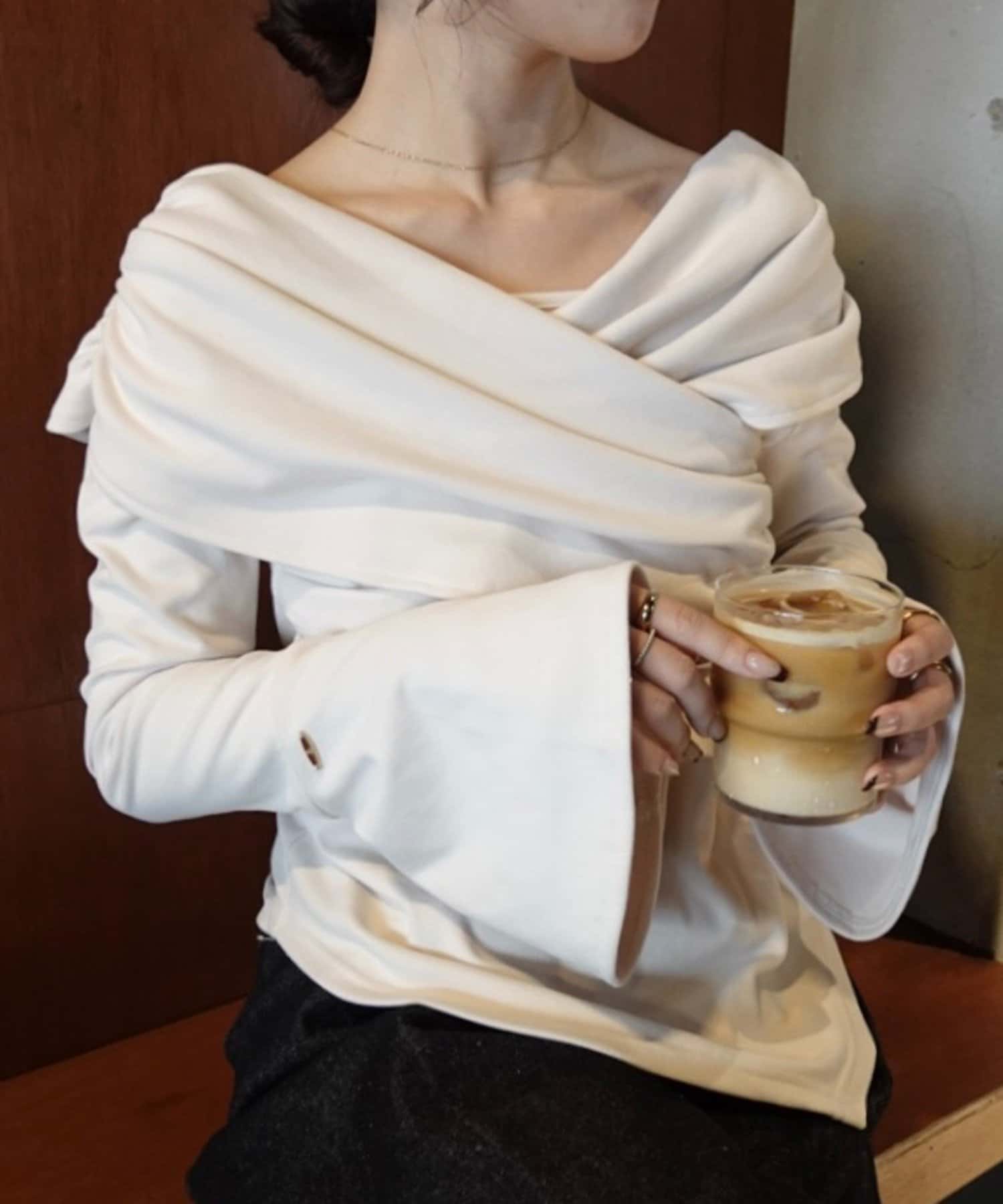 YON専用 Yuna企画】クロスネック2WAYカットソー | Thevon.(ゼヴォン