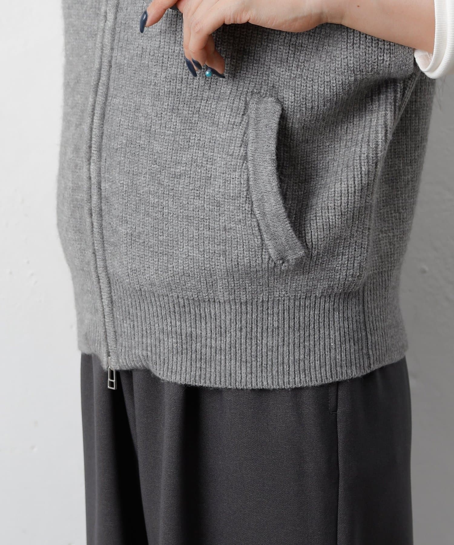 COLONY 2139(コロニー トゥーワンスリーナイン) 片畦ジップアップベスト