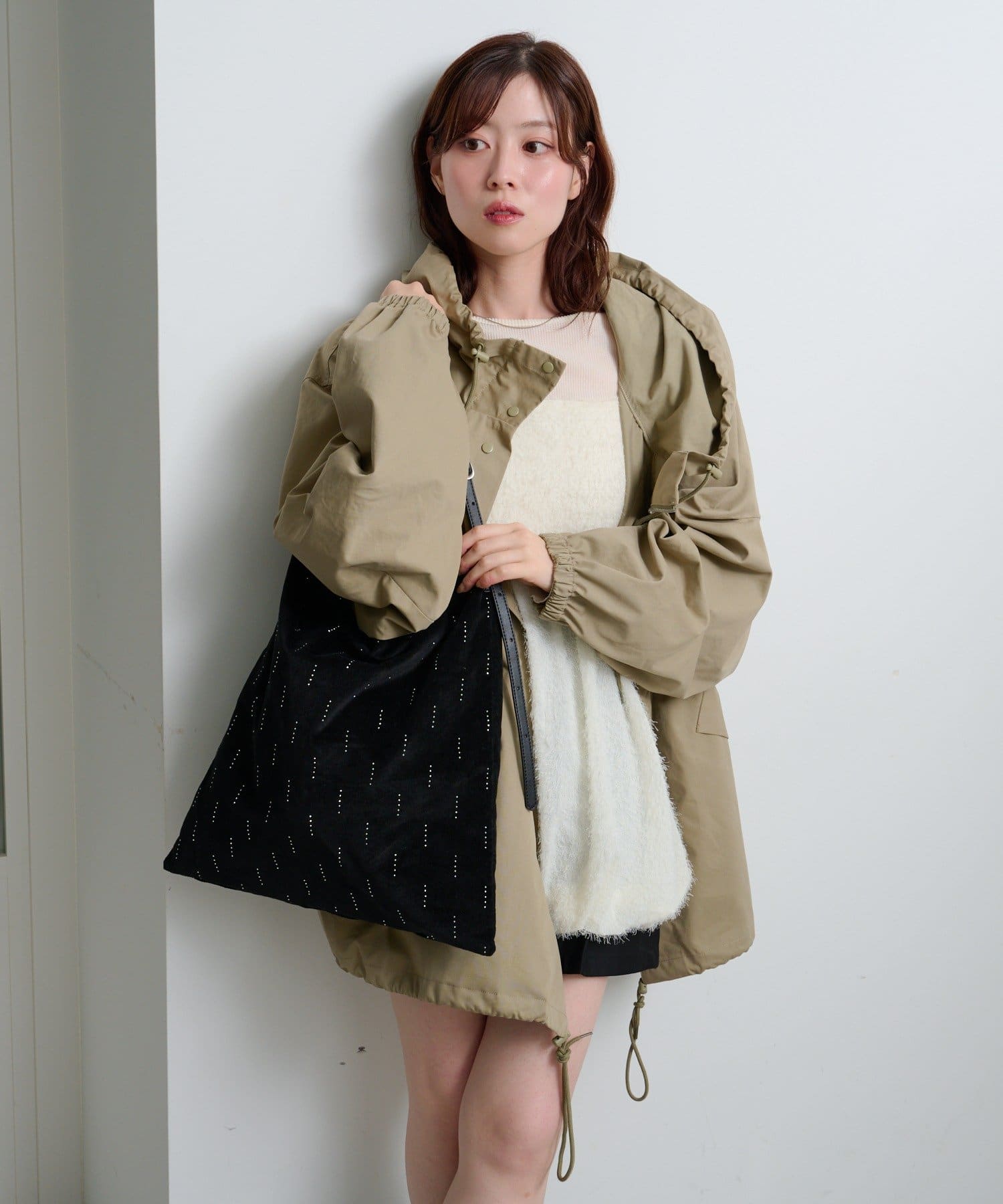 Kastane(カスタネ) 【A4サイズ/一部店舗限定】ビジュースエードショルダーBAG