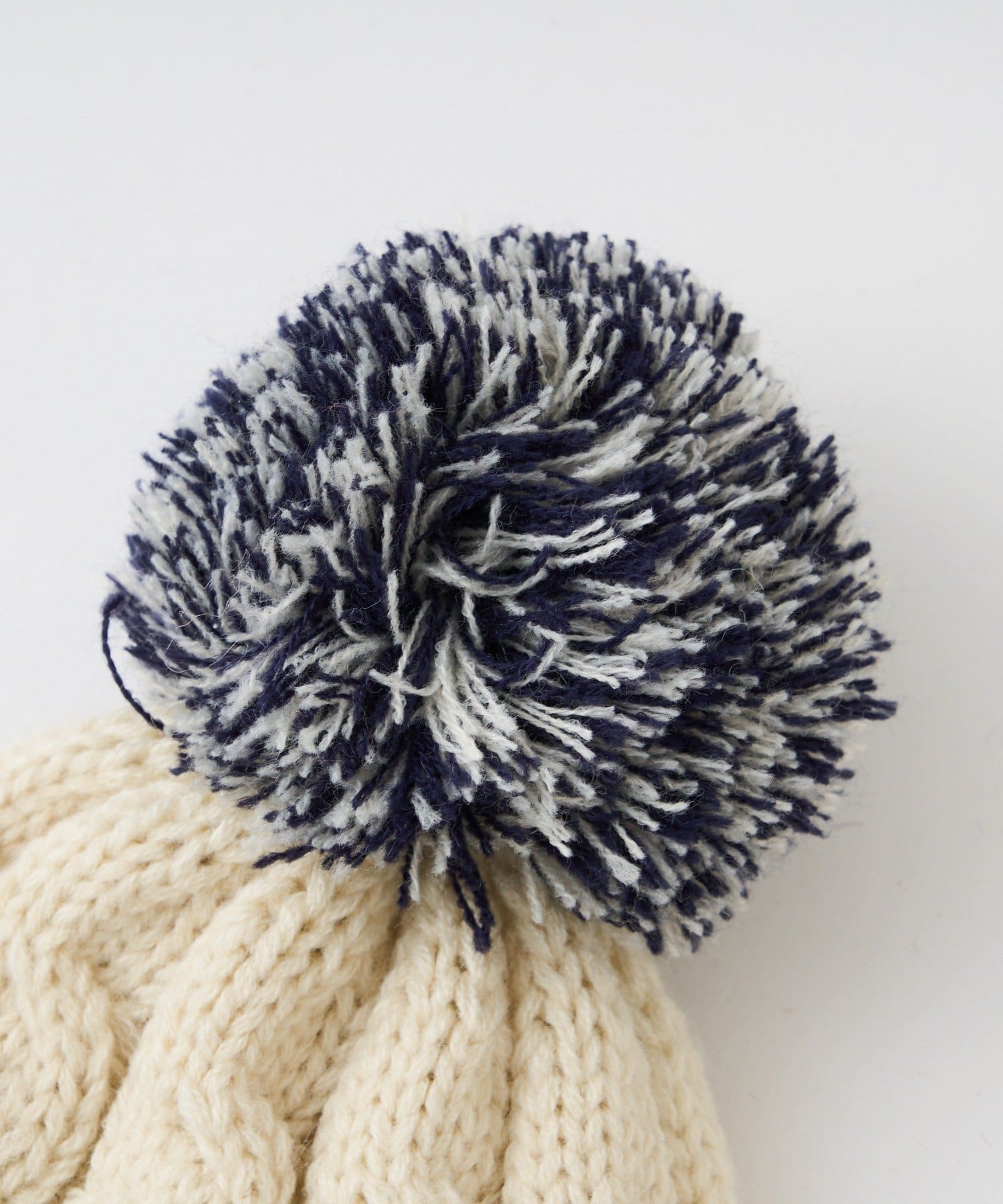 Kastane(カスタネ) MIXポンポンビーニー