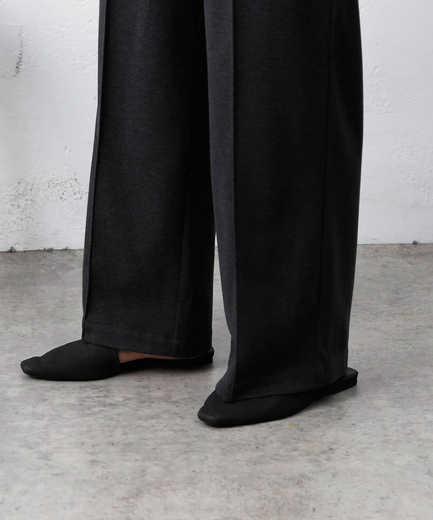 COLONY 2139(コロニー トゥーワンスリーナイン) ウールライクジャージーイージーパンツ