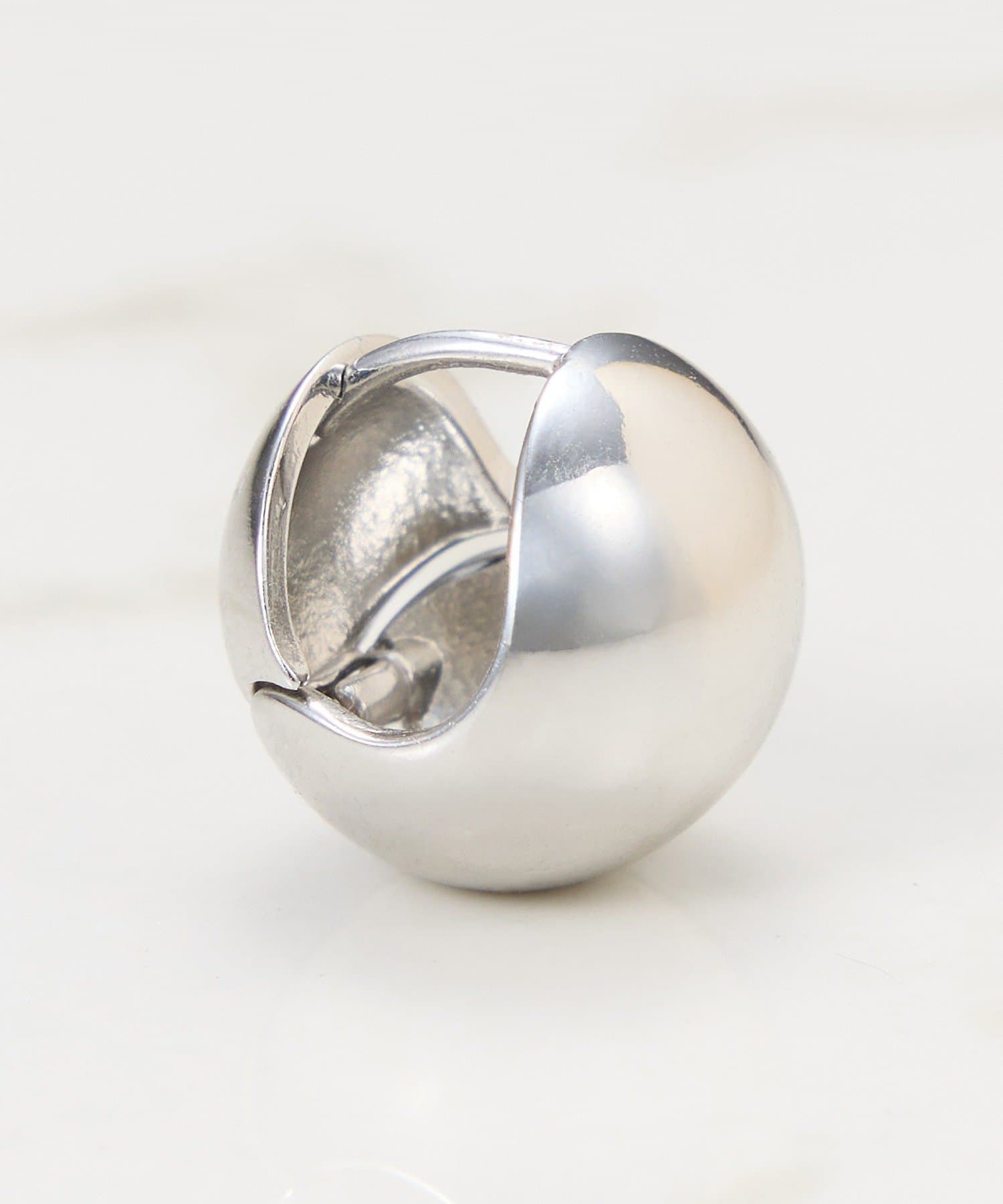 COLLAGE GALLARDAGALANTE(コラージュ ガリャルダガランテ) 【PAPILLONNER/パピヨネ】ボールピアス