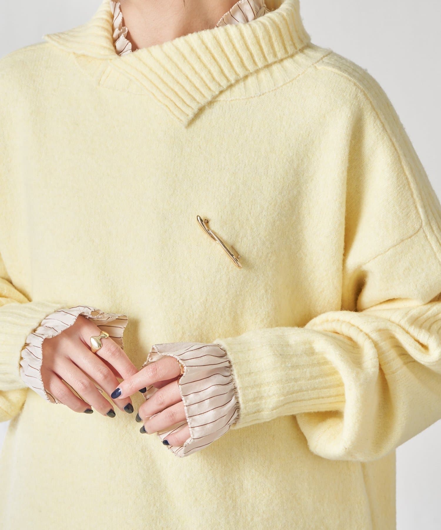 COLLAGE GALLARDAGALANTE(コラージュ ガリャルダガランテ) 【PAPILLONNER/パピヨネ】ニュアンスラインブローチ