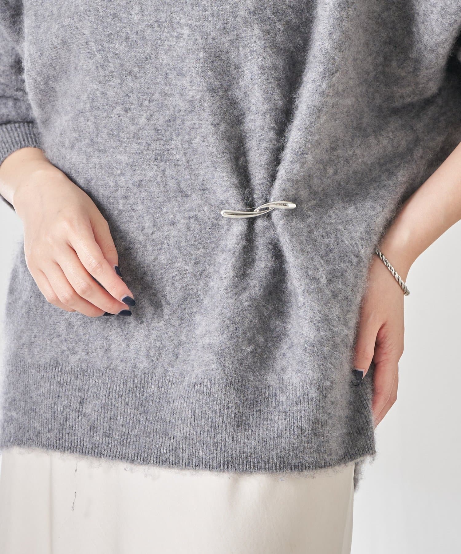 COLLAGE GALLARDAGALANTE(コラージュ ガリャルダガランテ) 【PAPILLONNER/パピヨネ】ニュアンスラインブローチ