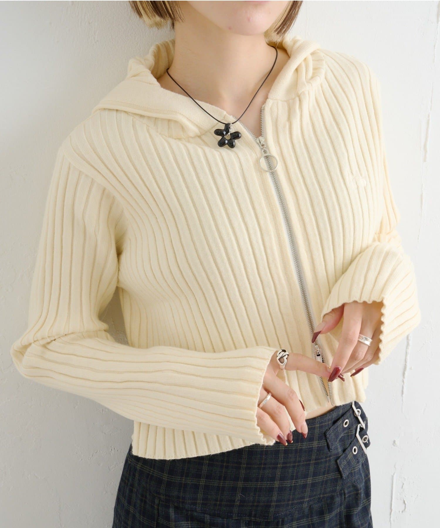 w closet(ダブルクローゼット) WZIPフーディーニット