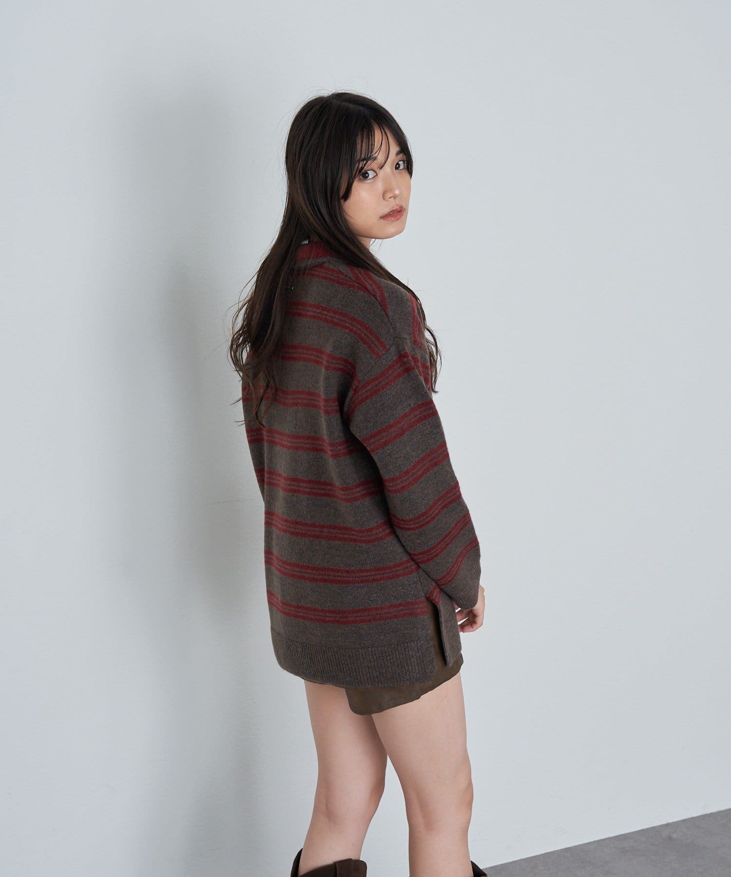 RAY CASSIN(レイカズン) ボーダースキッパーポロ刺繍ニット