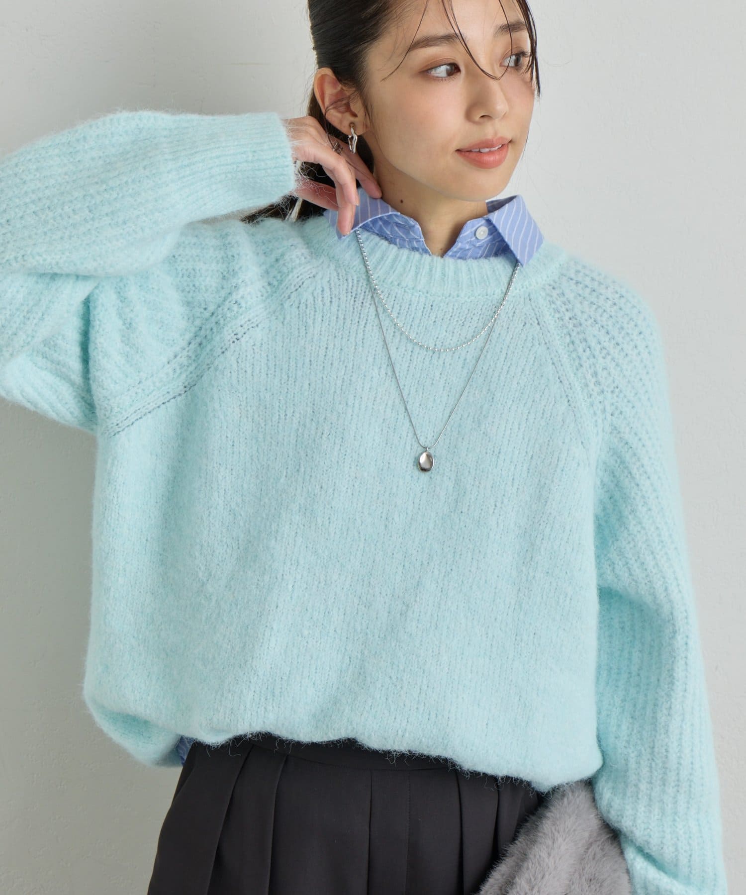 un dix cors(アンディコール) 《ふんわり暖か》アルパカタッチラグランニット