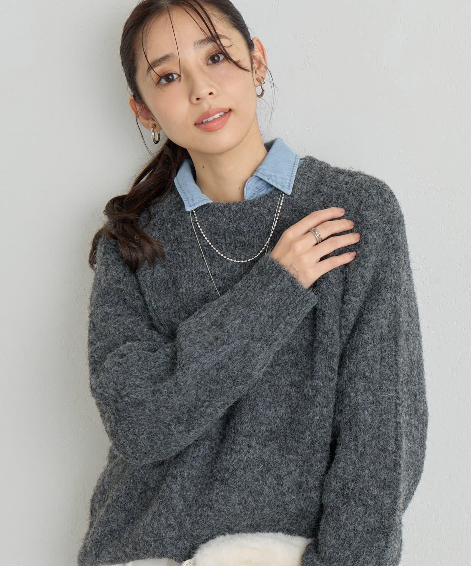 un dix cors(アンディコール) 《ふんわり暖か》アルパカタッチラグランニット