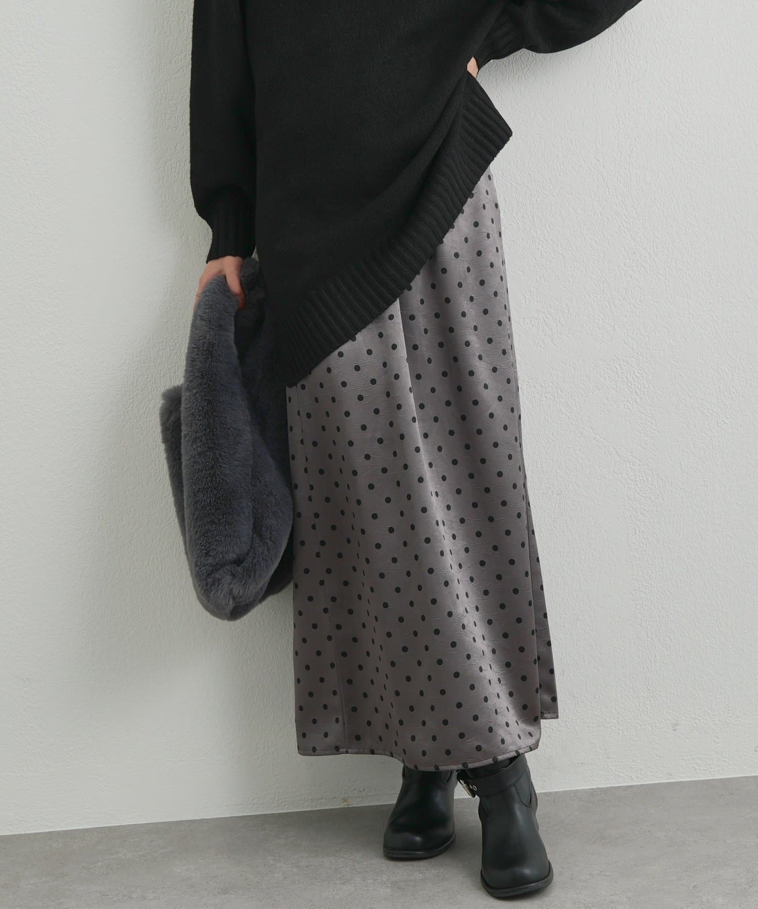 un dix cors(アンディコール) 《大人可愛い◎》ドットサテンIラインスカート