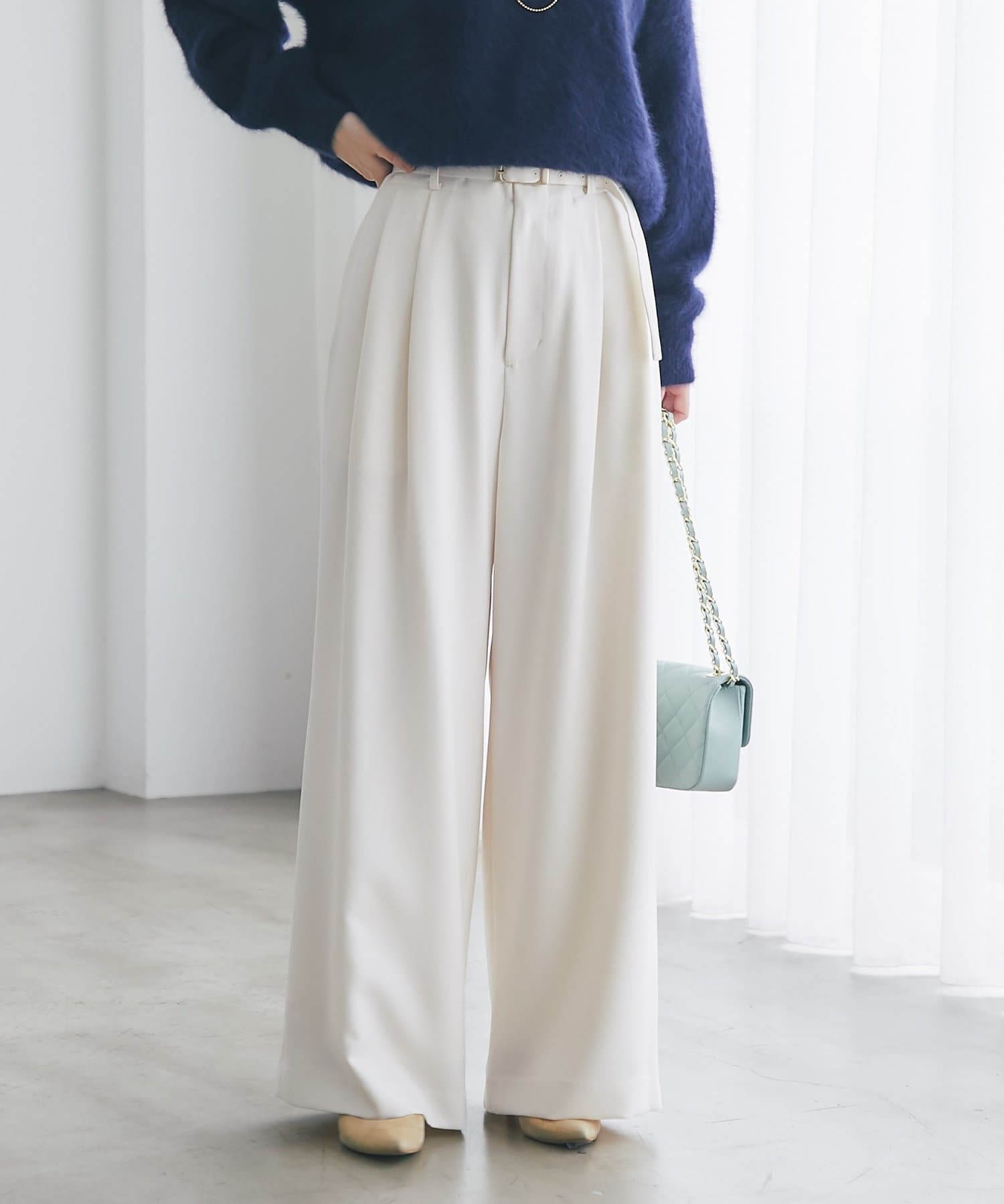 La boutique BonBon(ラブティックボンボン) ベルト付きワイドパンツ