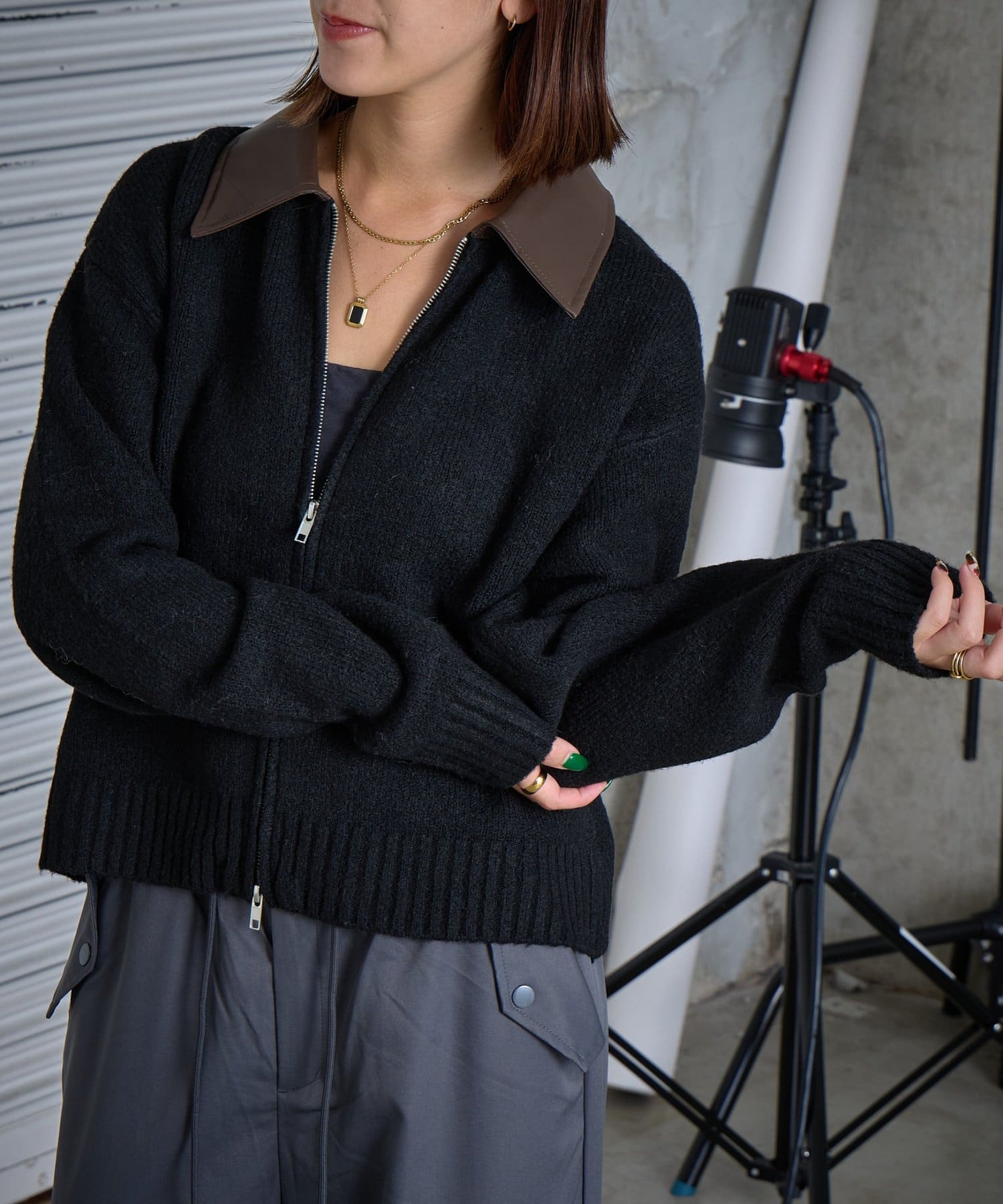 -goocy-(グーシー) Fレザー衿付きニットカーディガン