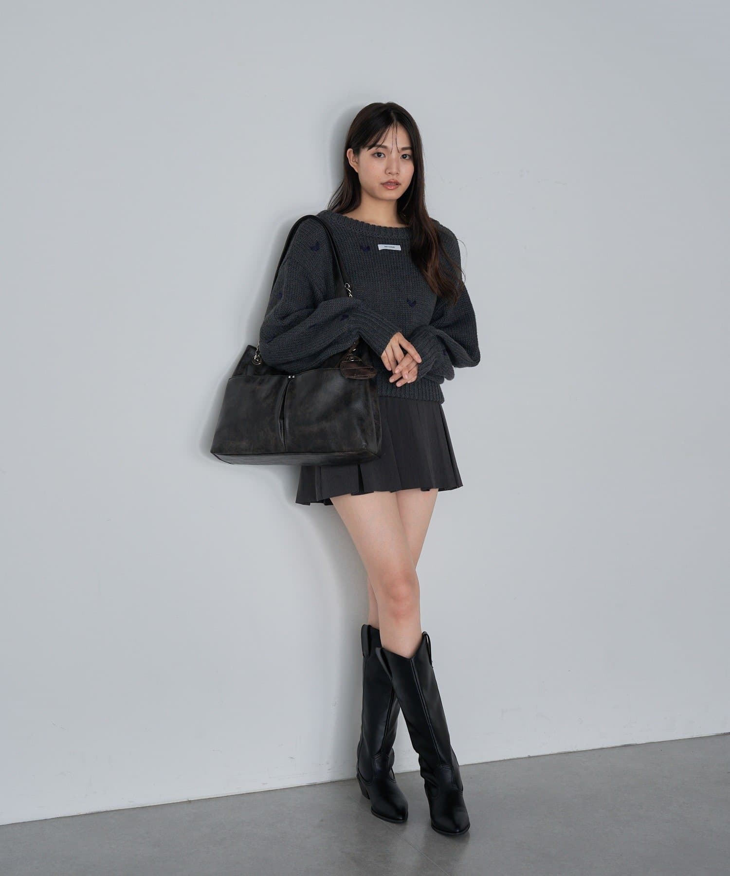 RAY CASSIN(レイカズン) ジップルーズハート柄ショートカーディガン