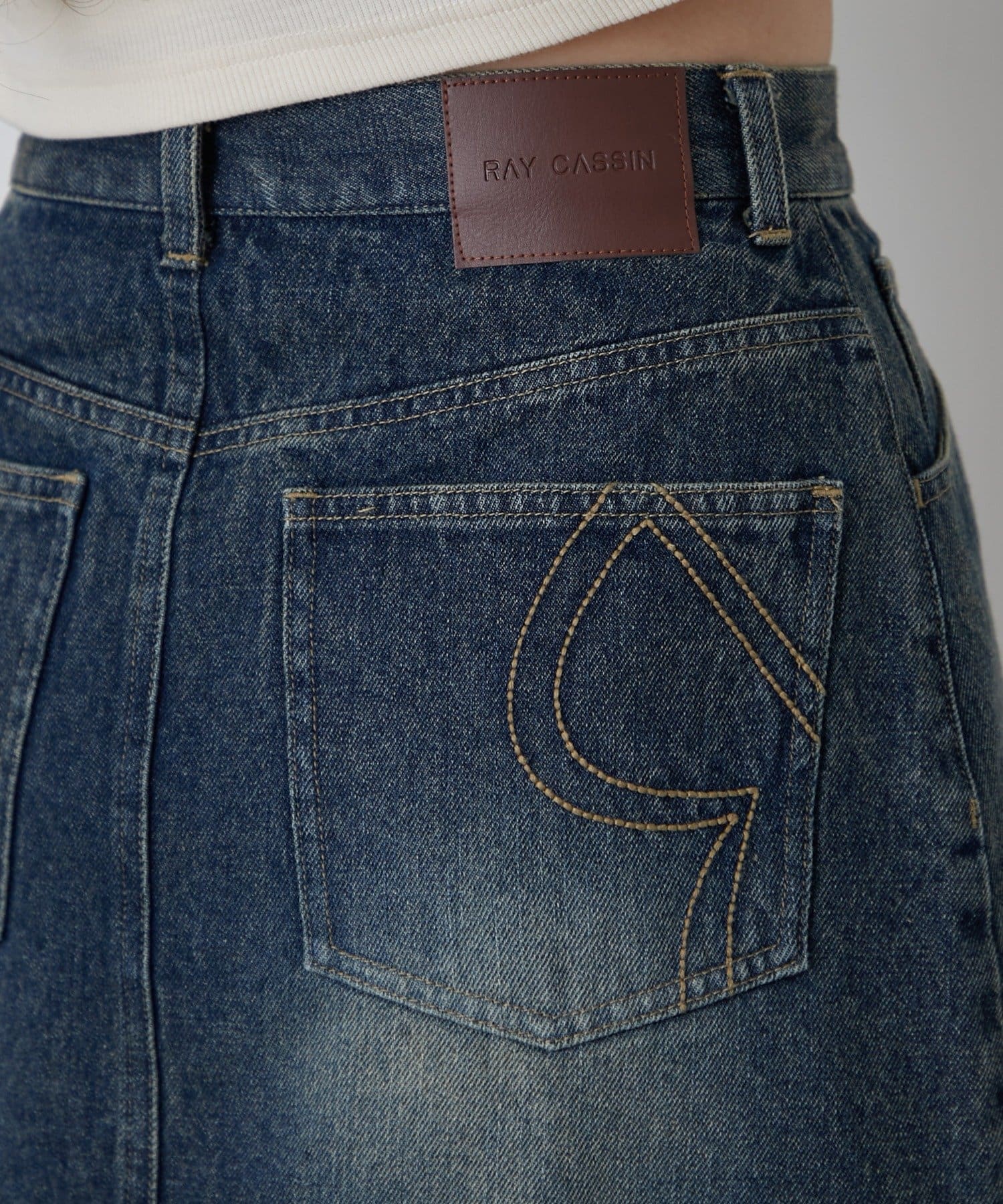 RAY CASSIN(レイカズン) ピグメントデニムミニスカート