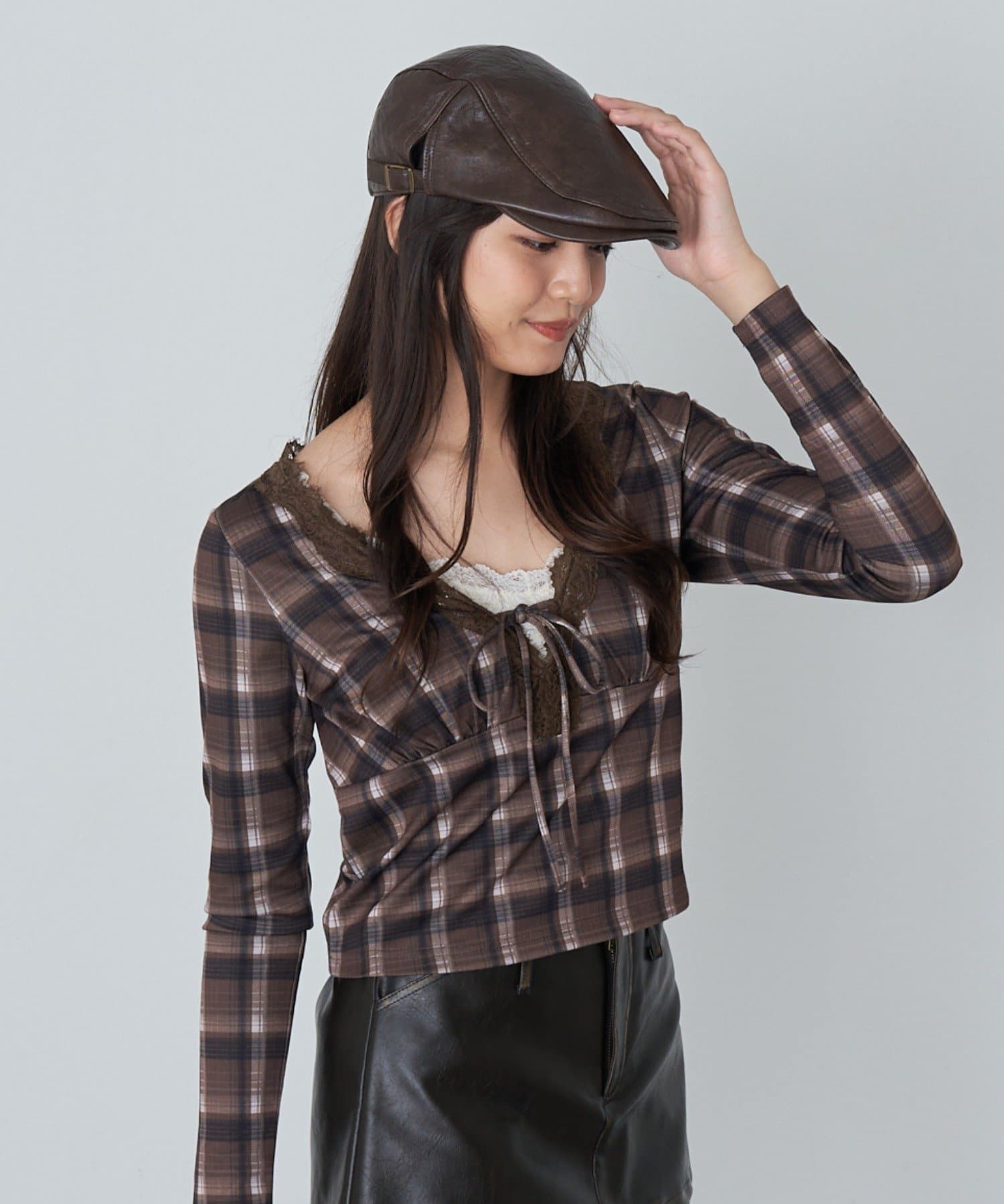 RAY CASSIN(レイカズン) レース切替ロンTシャツ