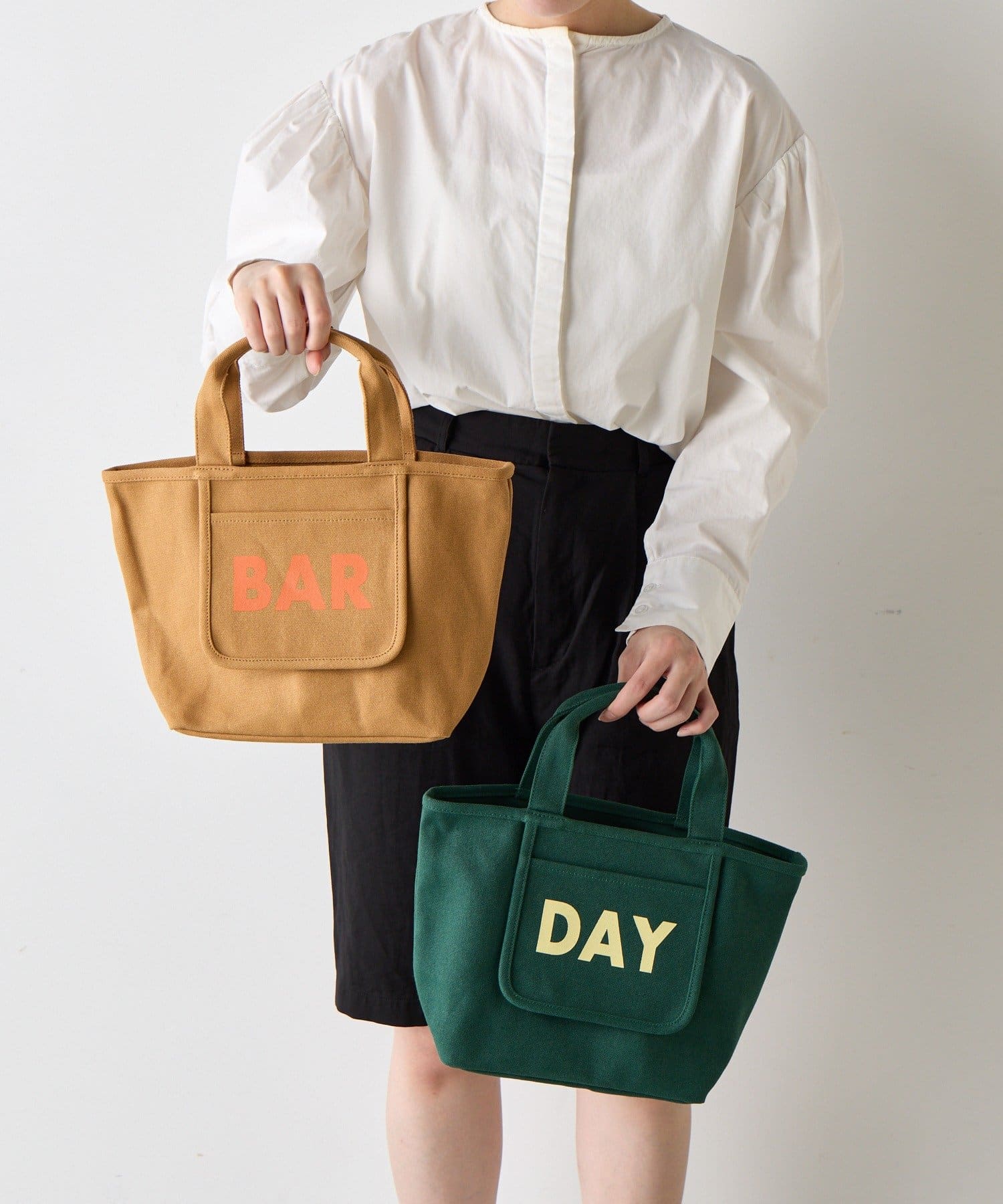 BIRTHDAY BAR(バースデイバー) キャンバスロゴプリントミニトートバッグ