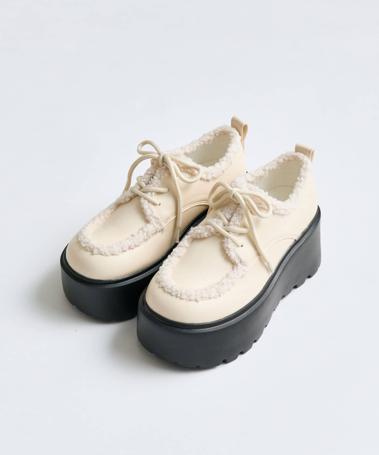 OLIVE des OLIVE(オリーブ デ オリーブ) 厚底スノーシューズ
