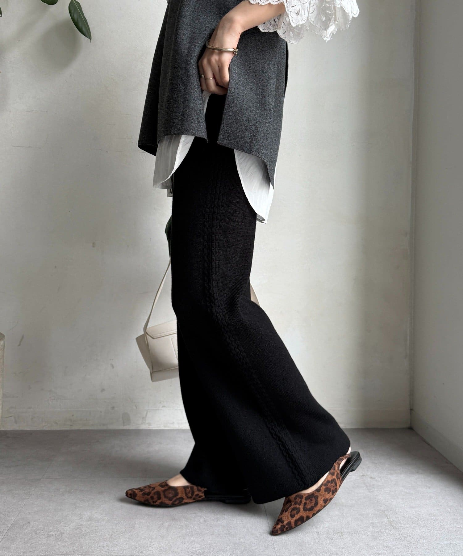 DOUDOU(ドゥドゥ) サイドケーブルニットパンツ