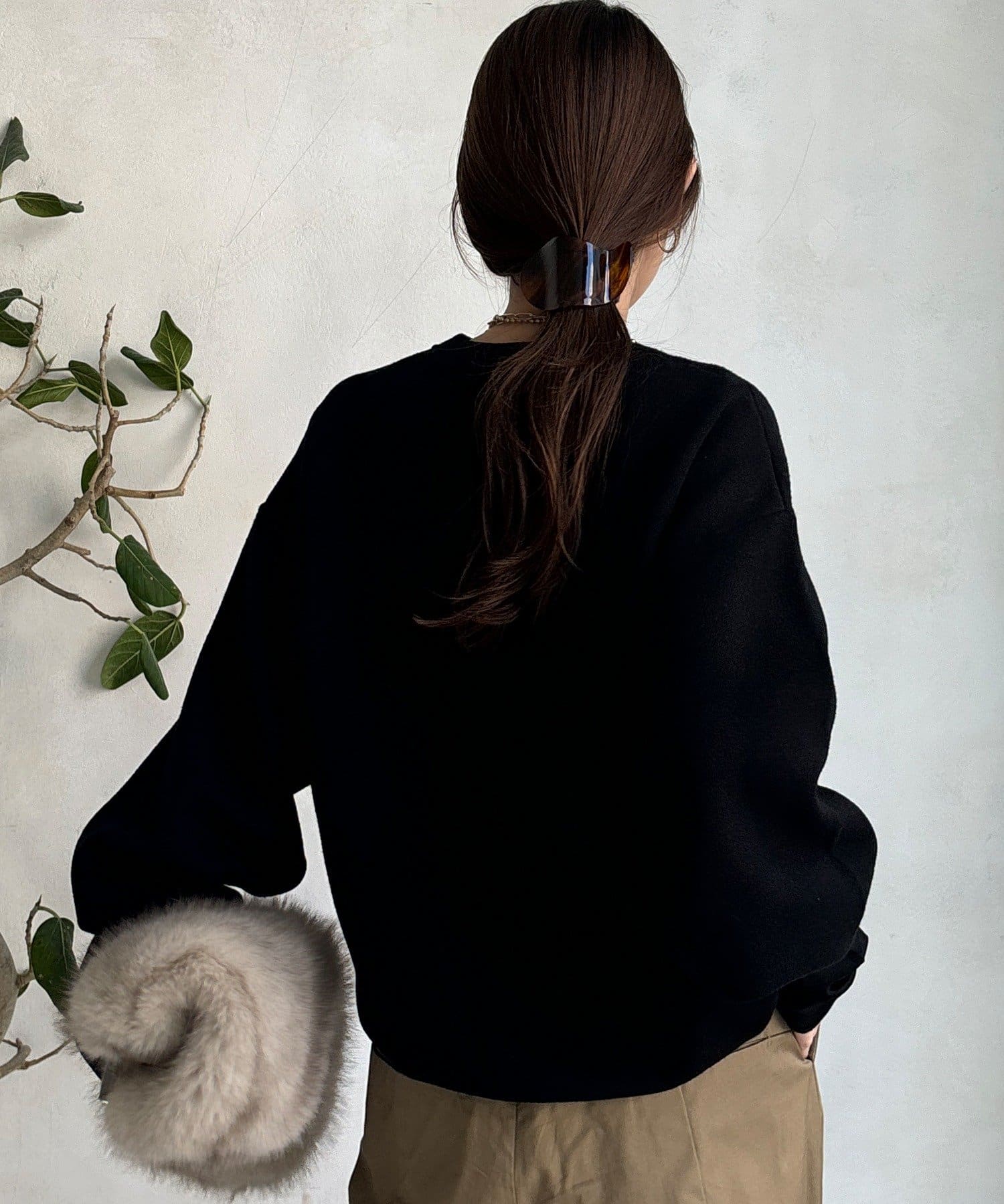 DOUDOU(ドゥドゥ) 【WEB限定】パールロゴニットトップス