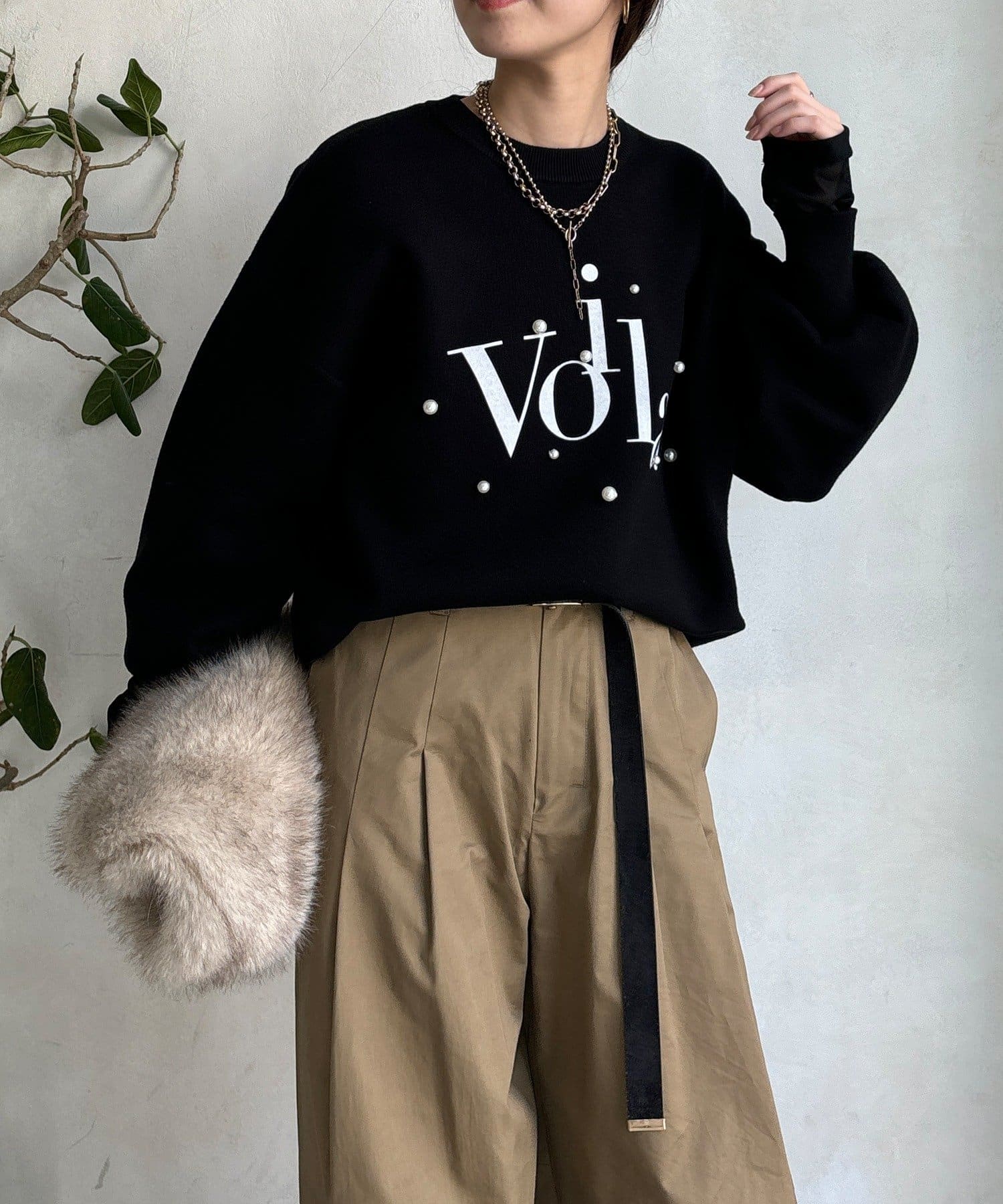 DOUDOU(ドゥドゥ) 【WEB限定】パールロゴニットトップス