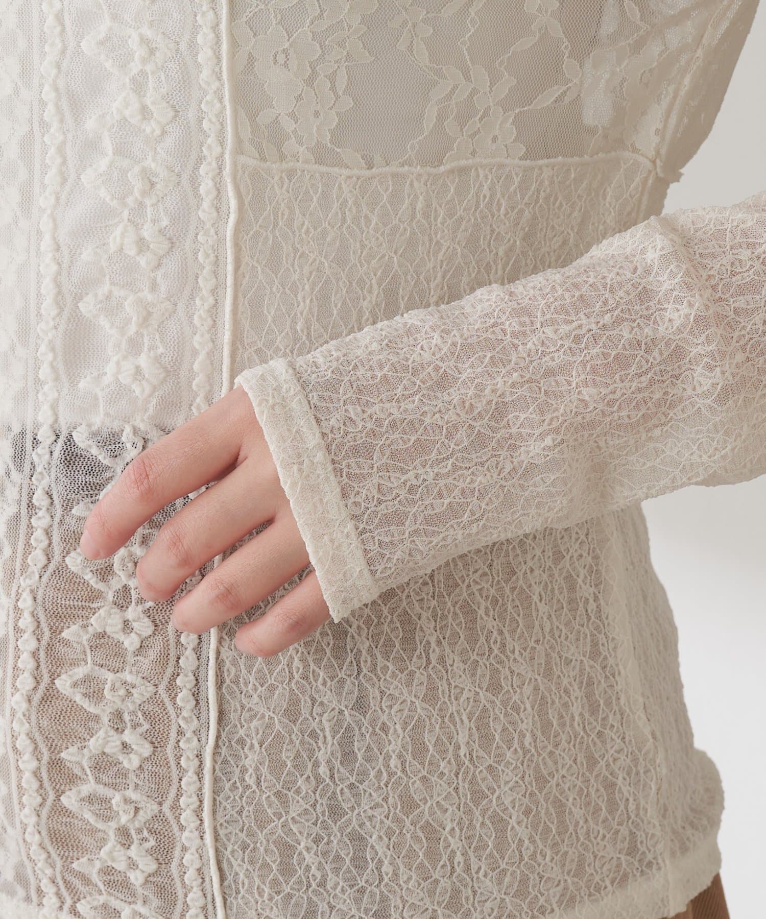 COLLAGE GALLARDAGALANTE(コラージュ ガリャルダガランテ) 【レイヤードにもおすすめ】QanosレースパッチワークロンT