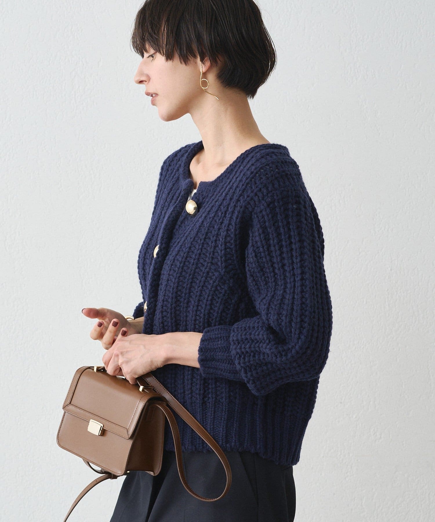 LOUNGEDRESS(ラウンジドレス) ゴールドボタンニットカーデ