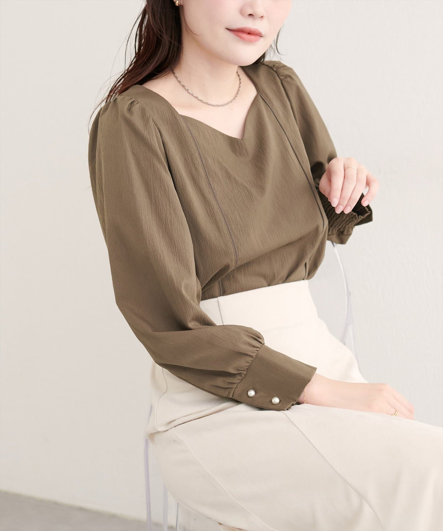 natural couture(ナチュラルクチュール) ハートネックパイピング配色ブラウス